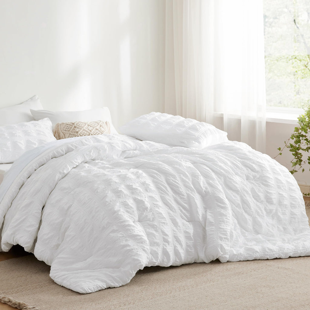 Bedsure Bed in a Bag Queen - Queen Comforter Set 7 Pieces Plaid Seersucker Bedding Set, Soft Lightweight Down Alternative Comfor