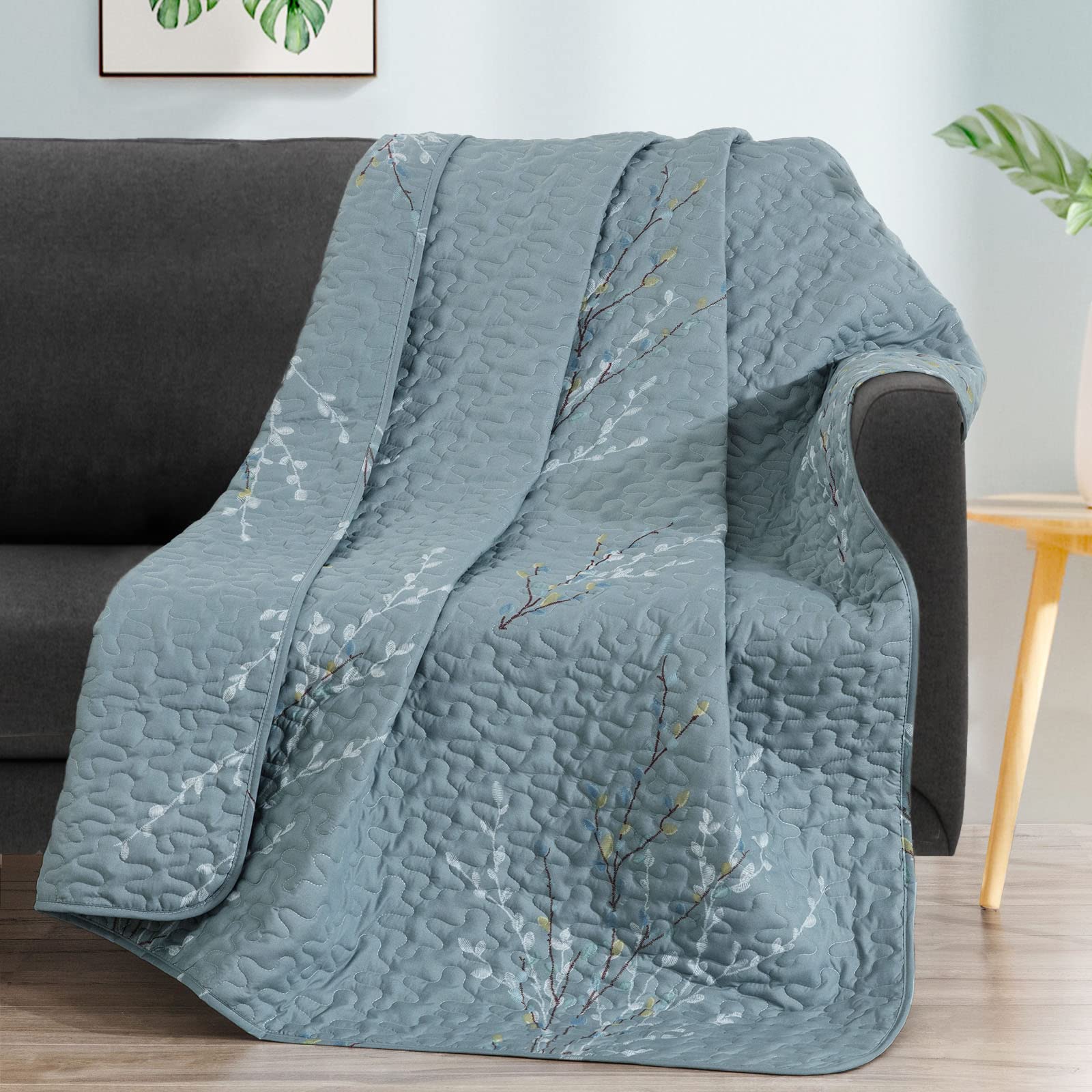 Exclusivo Mezcla Microfiber Flower Pattern Quilted Throw Blanket For Bed/Couch/Sofa, Soft And Lightweight (50'X 60', Stone Blu