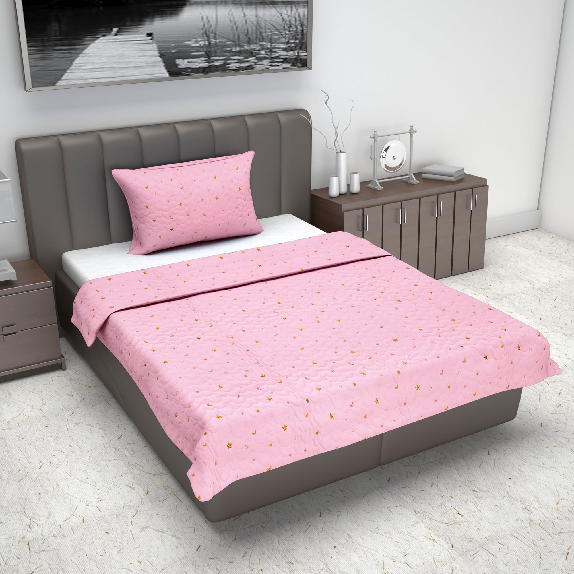 Divine Casa Moon & Stars Kids Single Bed Bedspread  60X87 Inches  Soft & Cute With 1 Pillow Cover  Dream A Little Dream