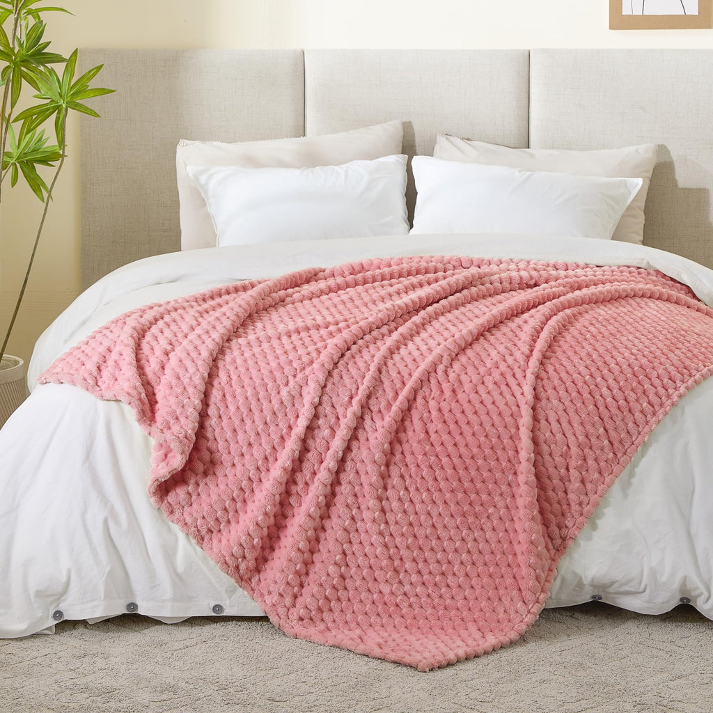 Bedelite Fleece Blanket - 3D Jacquard Decorative Dusty Pink Throw Blankets For Couch & Bed, Soft And Cozy Warm Plush Fluffy Blan