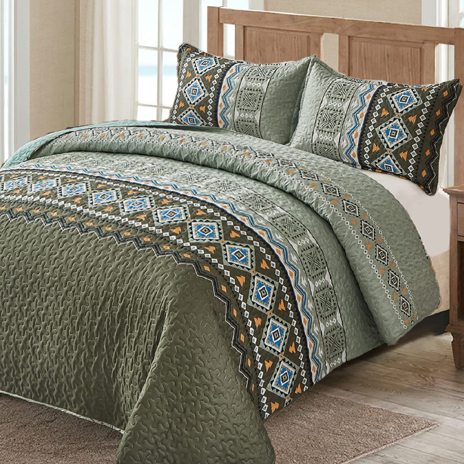 WONGS BEDDING Boho Green Quilt Set Queen,3 Piece Olive Green Fall Bedspread Coverlet Set with Geometry Printed for All Season,Li
