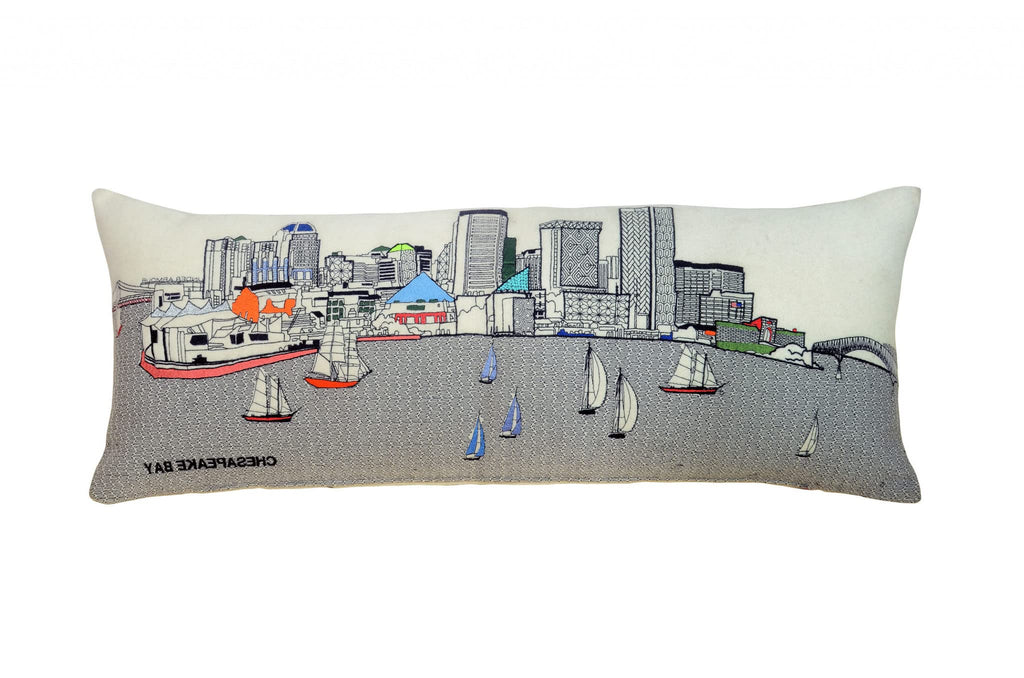 HomeRoots Cream 35' White Baltimore Daylight Skyline Lumbar Decorative Pillow