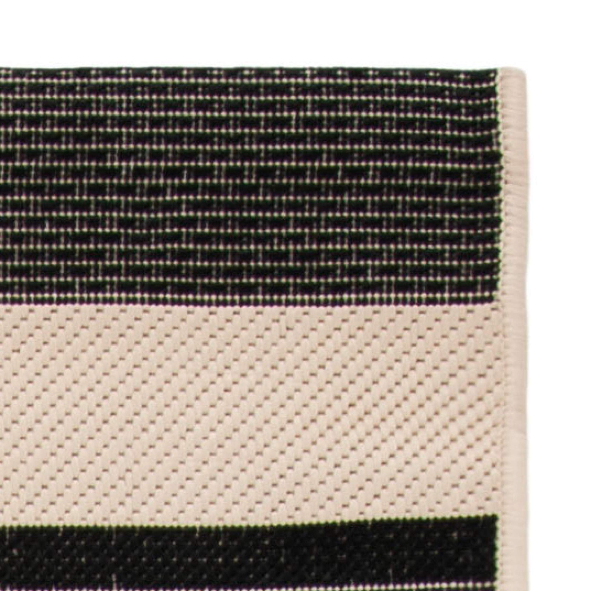 Safavieh Courtyard Collection Area Rug - 9' X 12', Black & Bone, Stripe Design, Non-Shedding & Easy Care, Indoor/Outdoor & Washa