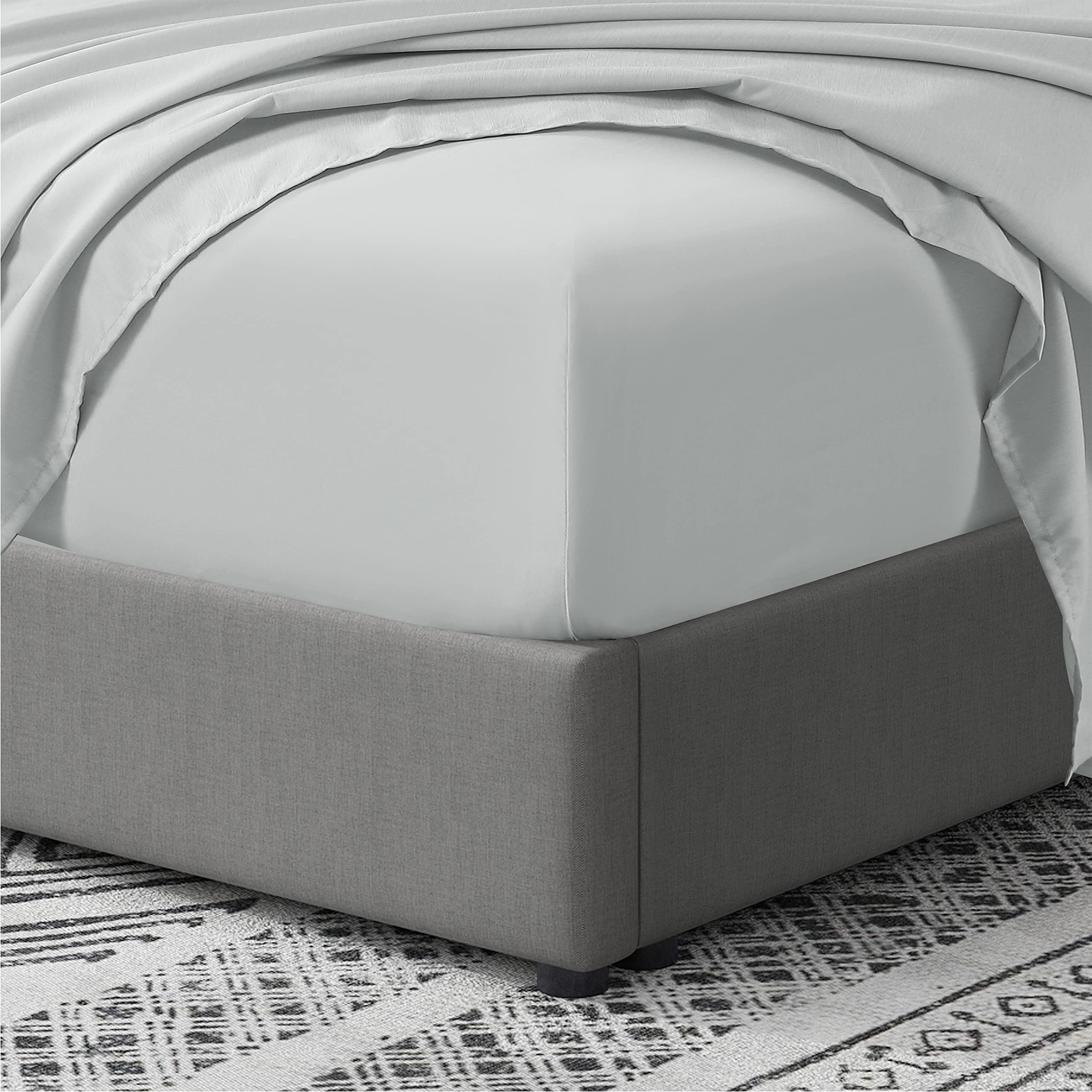 Cathay Home Queen Fitted Sheet - Double Brushed Ultra Soft – Wrinkle & Fade Resistant - 16' Deep Pocket Fitted Sheet Only - Good Fit For 14'-18' Deep Mattress (Queen, Light Gray)