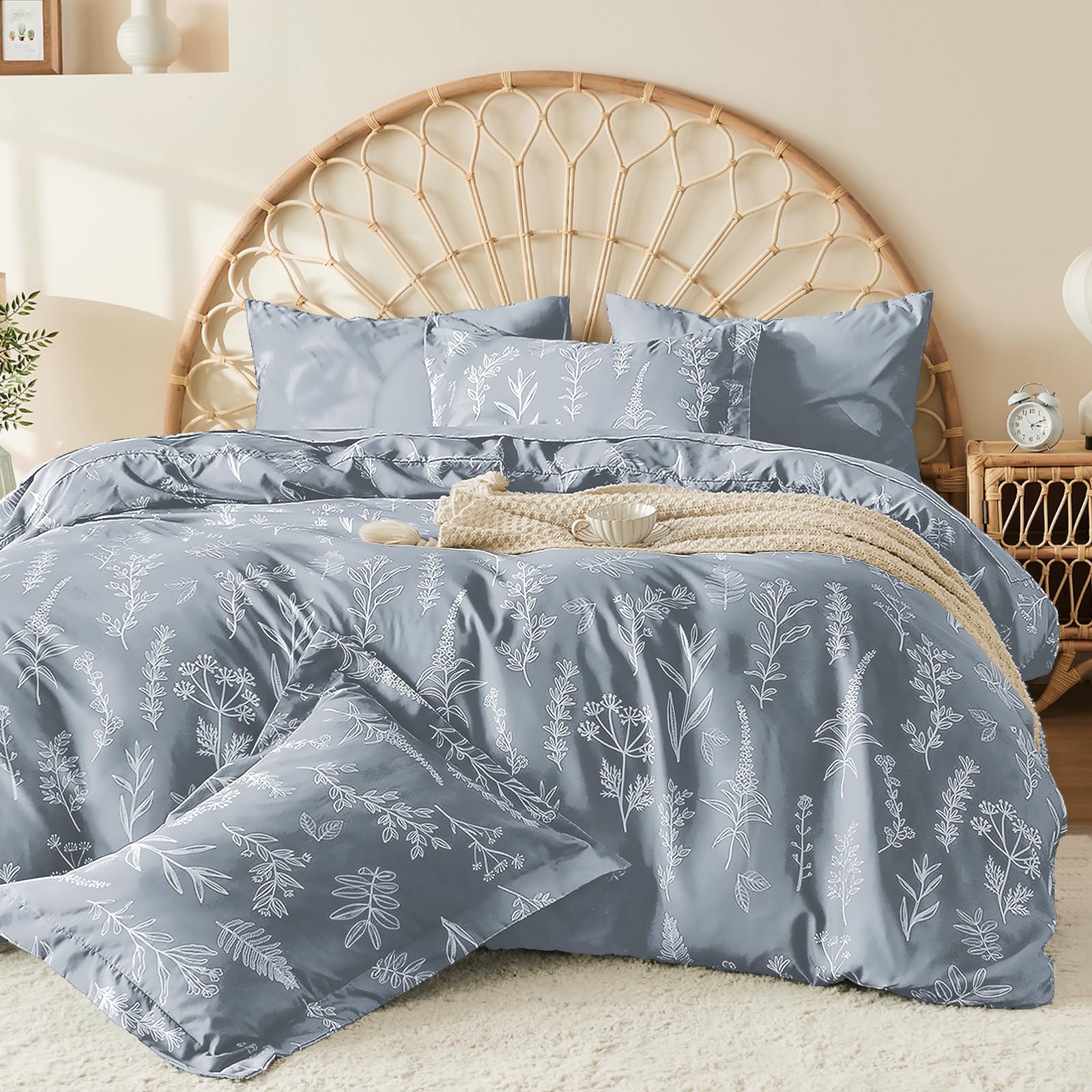 Muxhomo Light Grey King Comforter Set, Elegant Floral Print Bed In A Bag 7 Pieces, Ultra Soft & Breathable Reversible Botanical