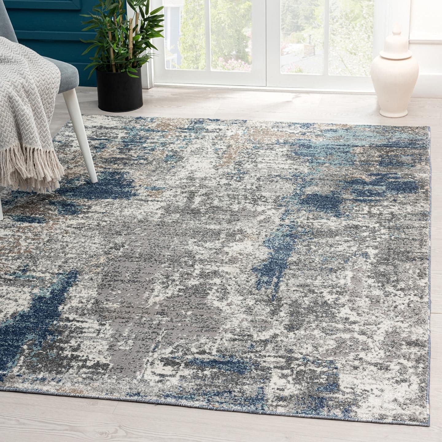 LUXE WEAVERS Euston Collection 7679 Blue 5x7 Abstract Area Rug