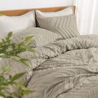 Litanika Oatmeal King Comforter Set, 3 Pieces Lightweight Tufted Bedding Sets, Down Alternative Comforter Fluffy Bed Set Gift Ch