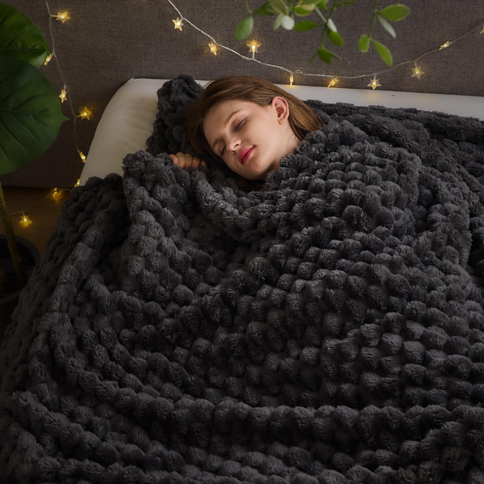 Newcosplay Super Soft King Blanket Grey Premium Silky Flannel Fleece 3D Clouds Stylish Jacquard Lightweight Bed Blanket All Seas