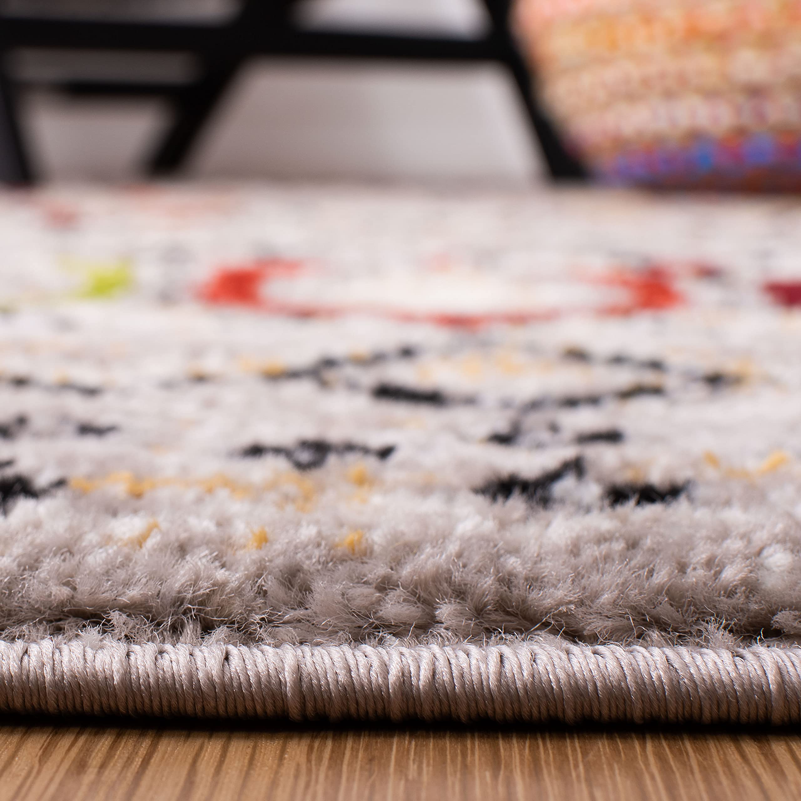 Safavieh Amsterdam Collection Runner Rug - 2'3'' X 14', Light Grey & Multi, Moroccan Boho Design, Non-Shedding & Easy Care, Idea