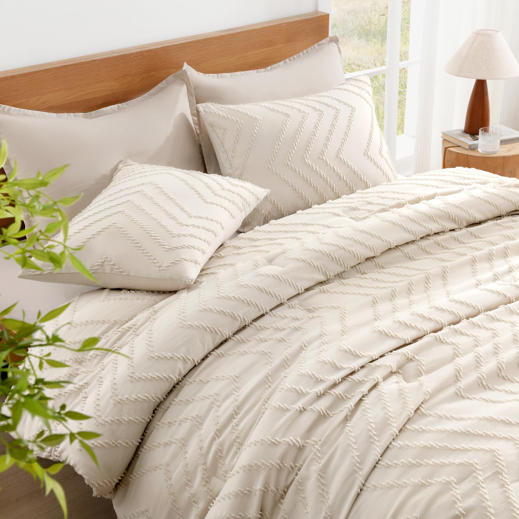 Litanika Full Size Comforter Sets Beige, Lightweight Fluffy Bedding Comforter Sets For Bed, 3 Pieces Cream Down Alternative Comf