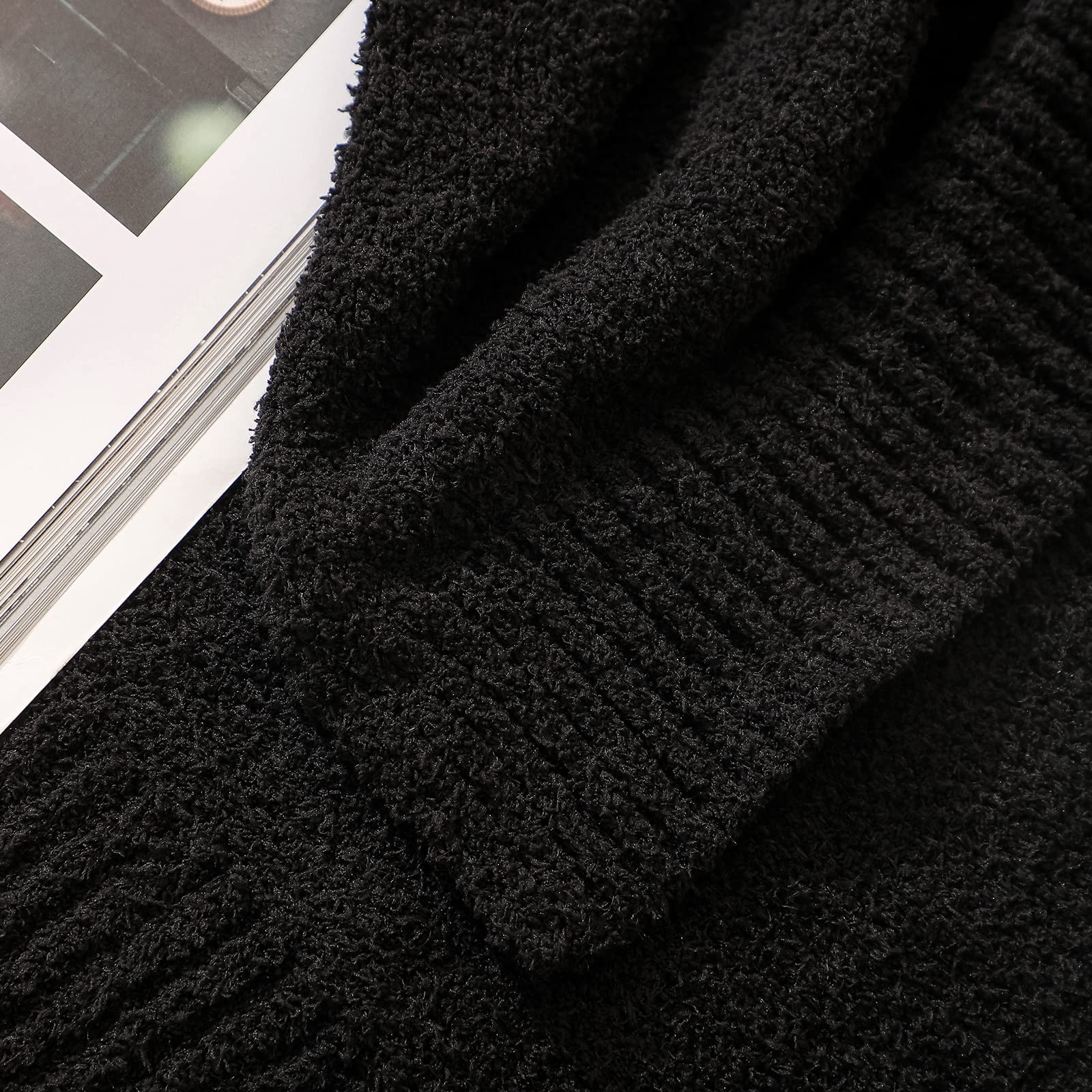 Bearberry Super Soft Fluffy Throw Blanket Lightweight Cozy Warm Throw Blankets For Couch Bed Sofa All Season (Black, 40   X50