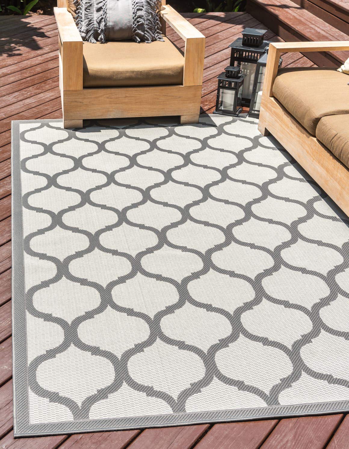 Unique Loom Outdoor Trellis Collection Area Rug - Moroccan (6 1 x 9 Rectangle, Gray/ Silver)