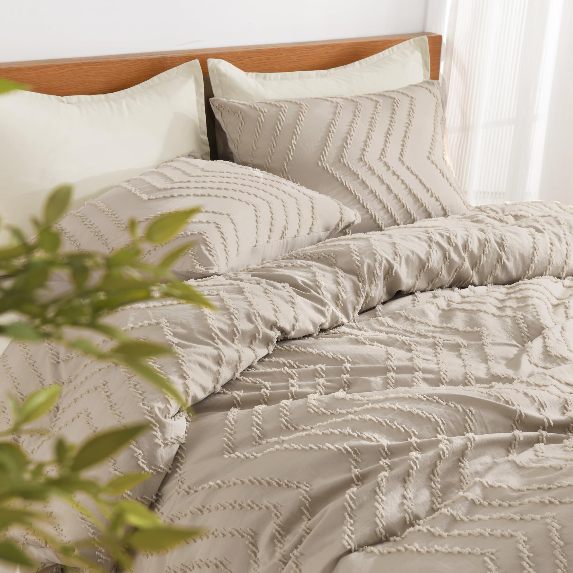 Litanika Khaki King Comforter Set, 3 Pieces Lightweight Tufted Bedding Sets, Down Alternative Comforter Fluffy Bed Set Gift Choi