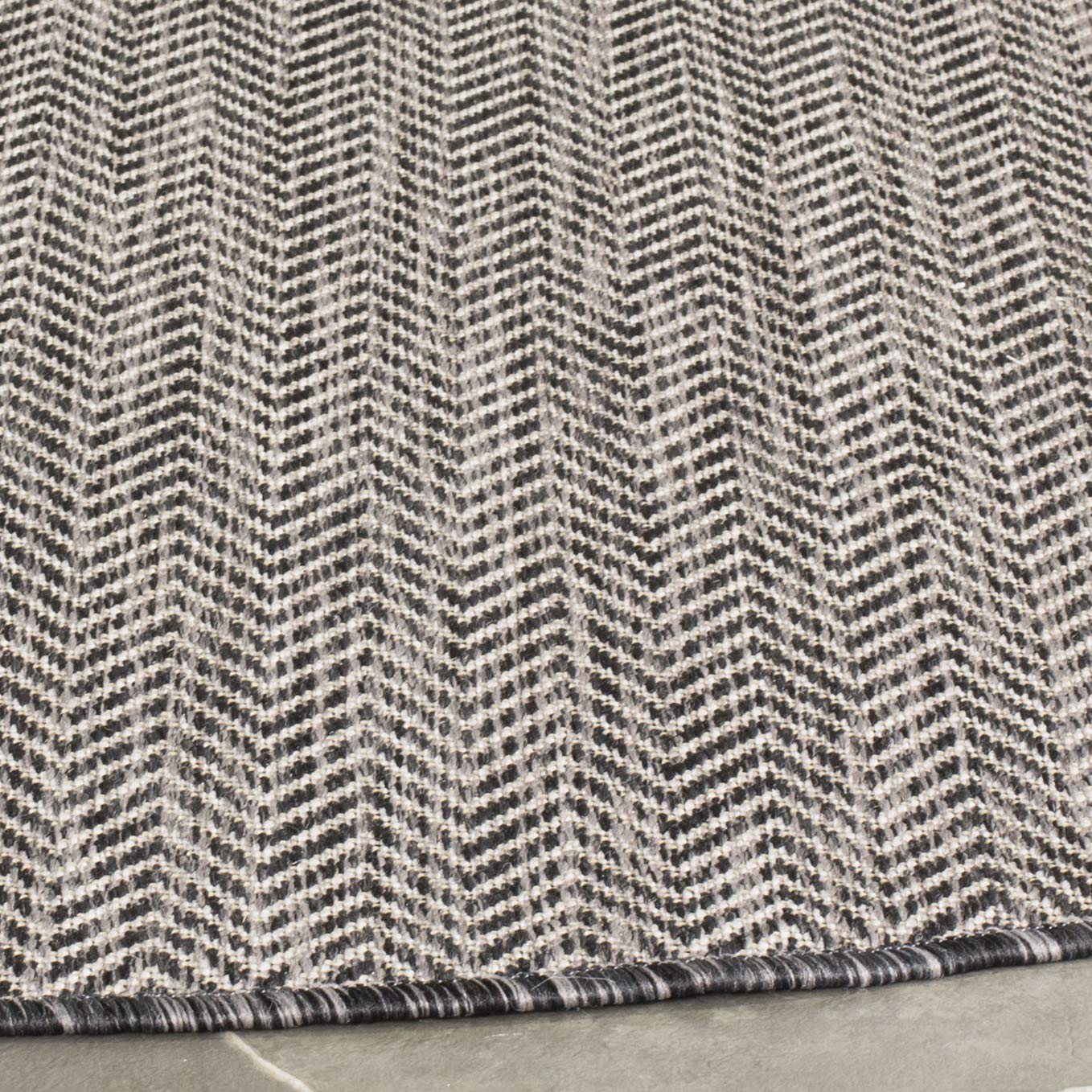 Safavieh Courtyard Collection 5'3' Round Black/Beige Cy8022 Indoor/ Outdoor Patio Backyard Mudroom Area Rug