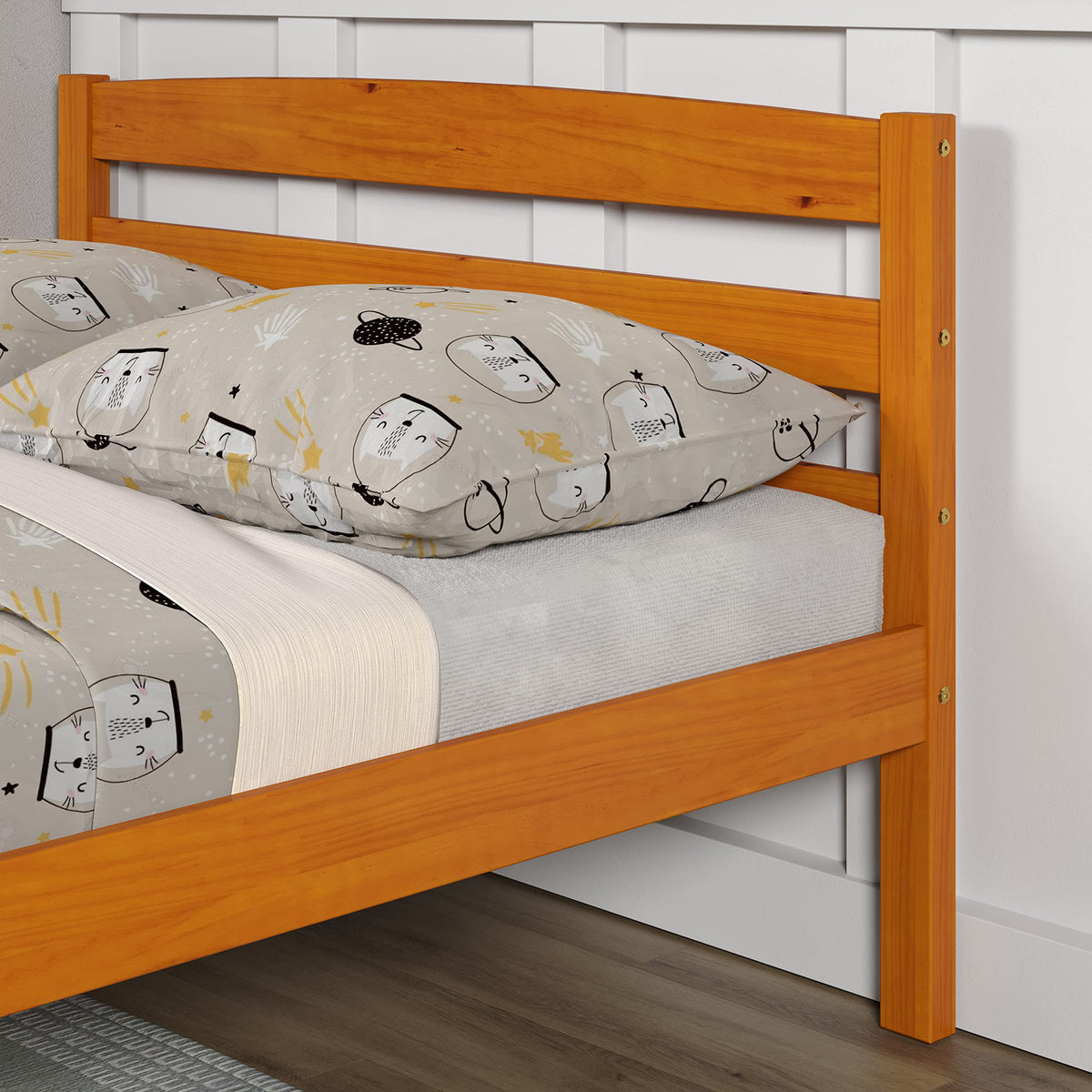Donco Kids Econo Contemporary Full Honey Bed