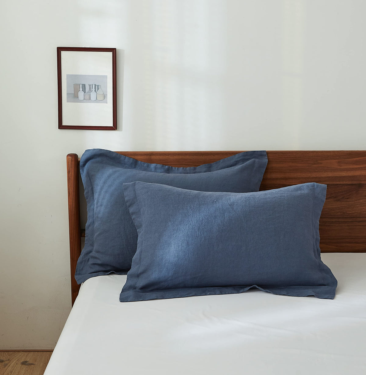 Simple&Opulence 100% Belgian Linen Pillow Shams -Set Of 2, Standard Size - Basic Style Breathable Pure Linen Suitable For Home - Soft And Durable With Envelope Closure (20''X 26'', Classic Blue)