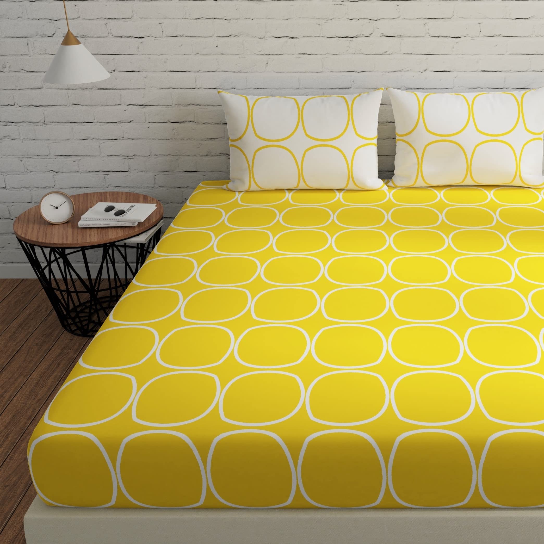 Huesland By Ahmedabad Cotton 144 Tc Cotton Bedsheet For Double Bed King Size With 2 Pillow Covers | 9Ft X 9Ft, Yellow & White