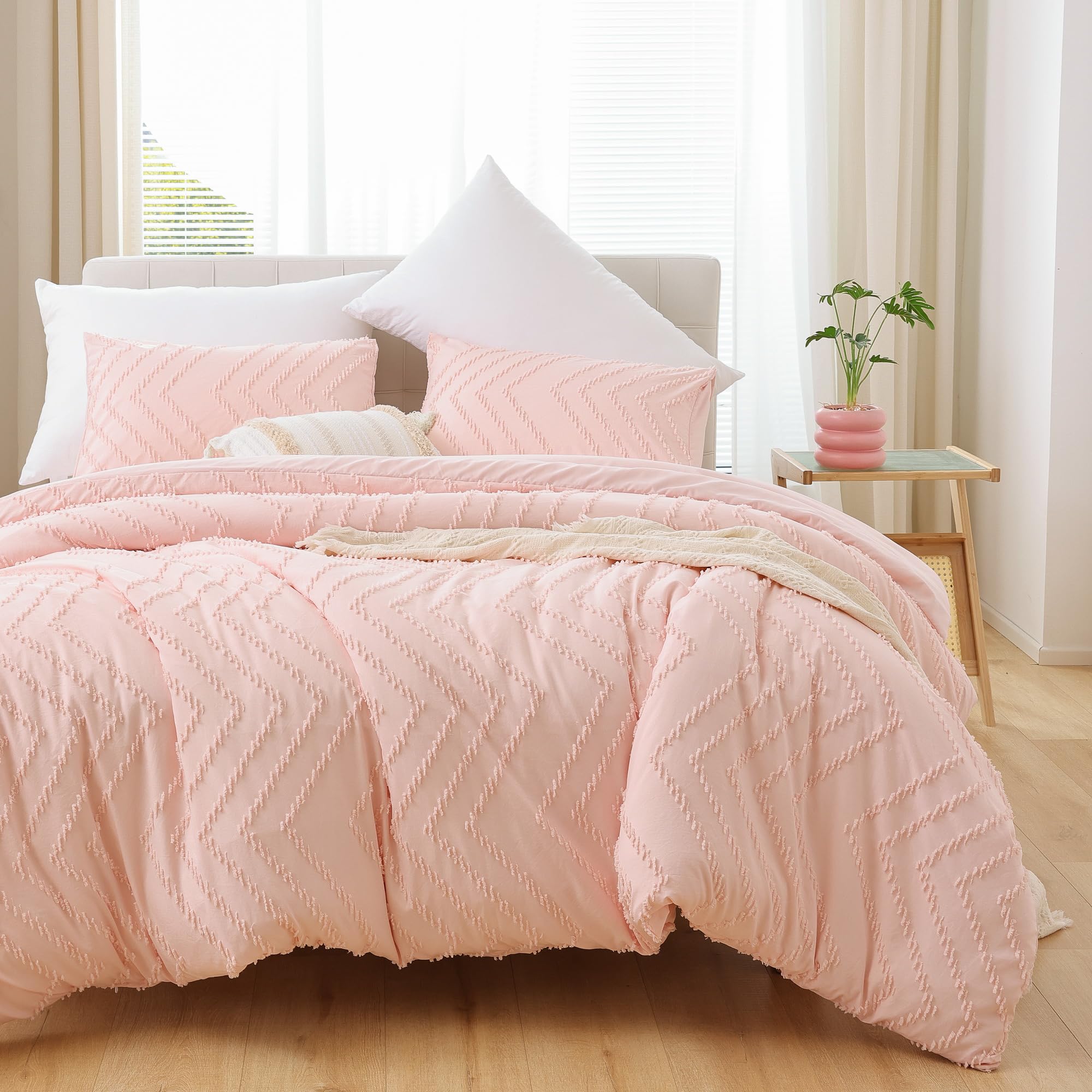 Yirddeo Pink Comforter Queen Size 3Pcs, Boho Chevron Comforter Set Queen Blush Farmhouse Bedding Sets, Vertical Tufted Comforter