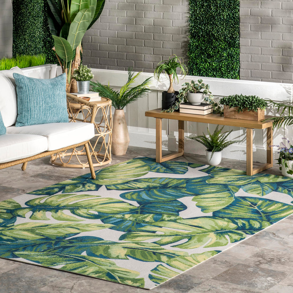 Nuloom Lisa Floral Indoor/Outdoor Accent Rug, 4' Square, Multi