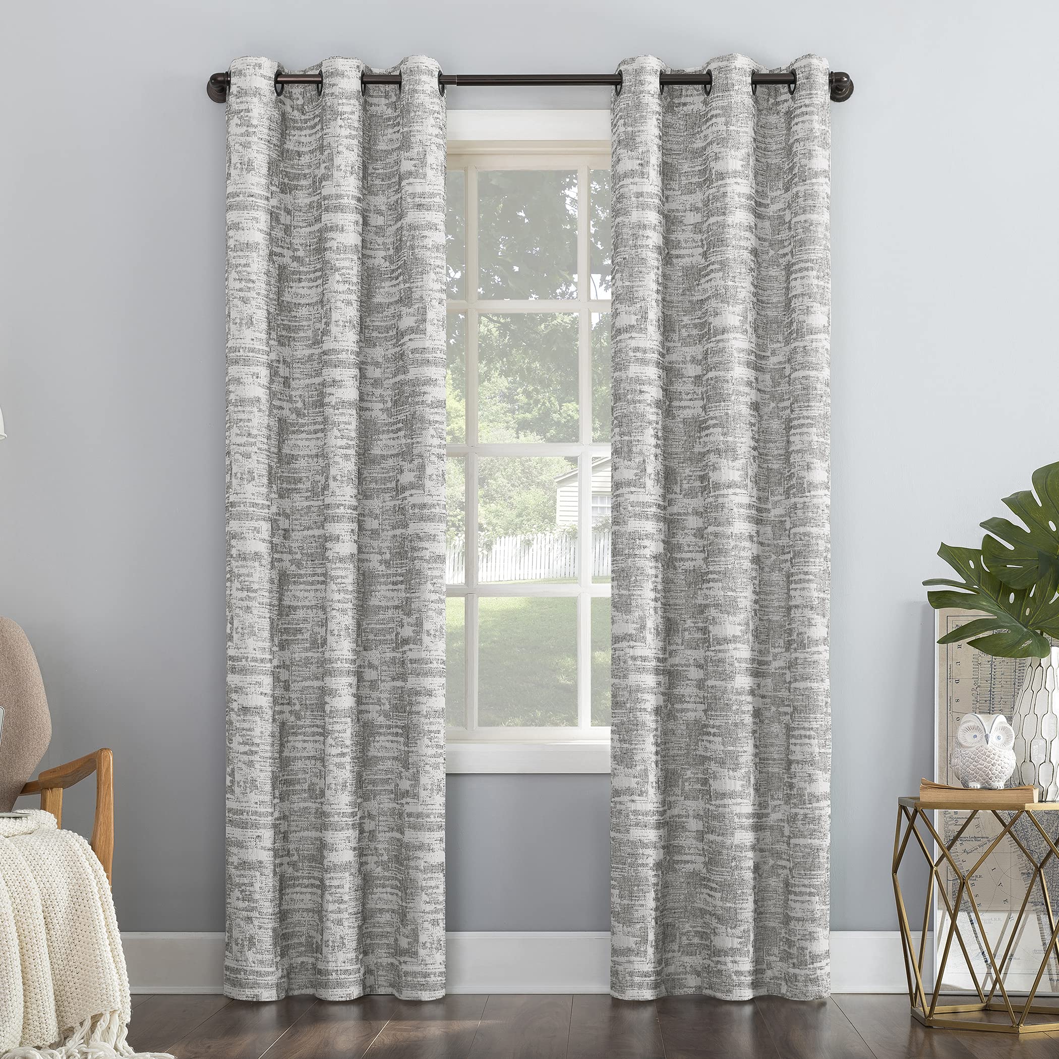 Sun Zero Parrish Distressed Grid Thermal Extreme Total Blackout Grommet Curtain Panel, 40'' x 84'', Grey