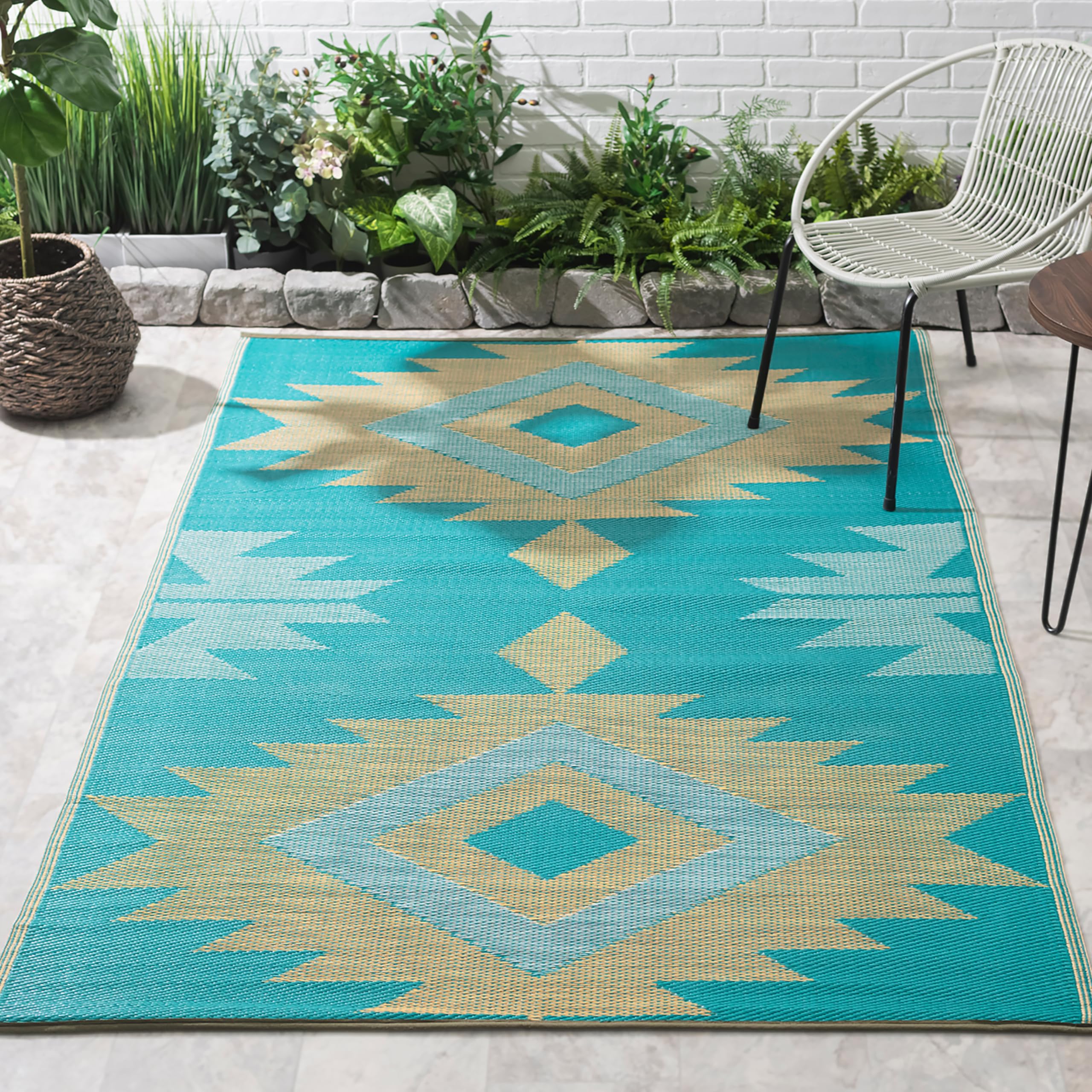 Fh Home Outdoor Rug - Waterproof, Fade Resistant, Reversible - Premium Recycled Plastic - Geometric - Patio, Deck, Porch, Balcon