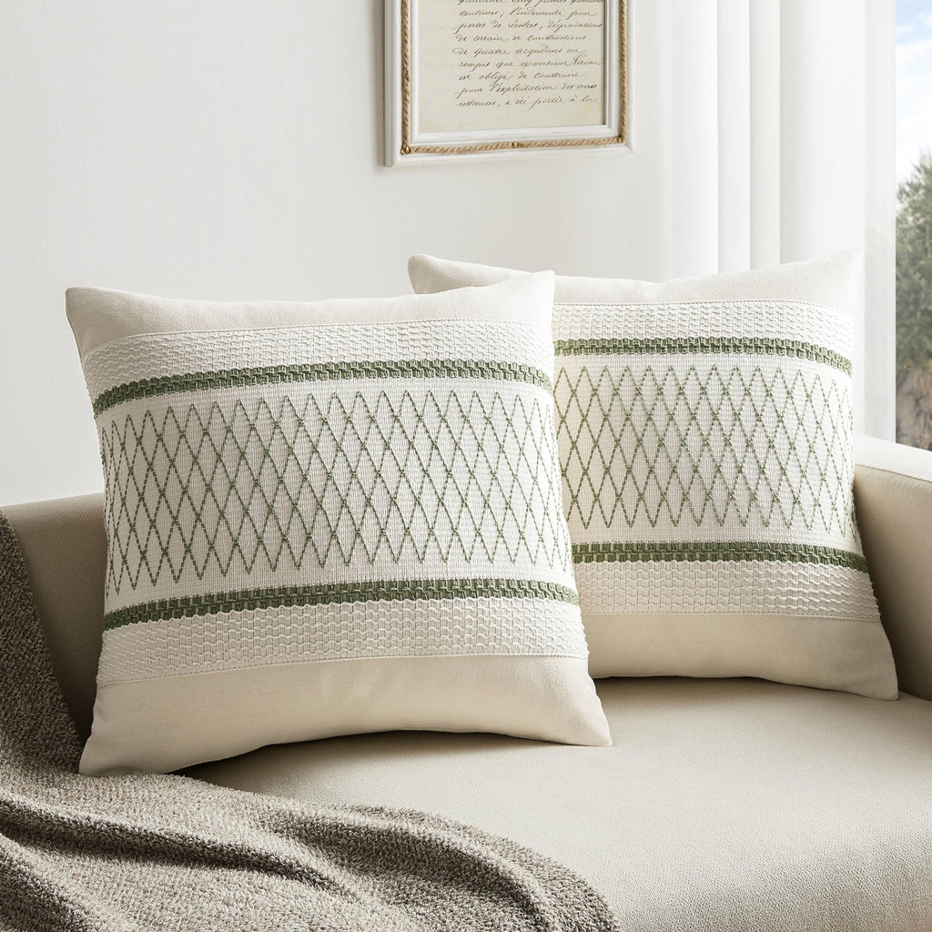 Zeemart 2 Packs Cotton Boho Throw Pillow Covers 18X18 Inch Grid Green, Soft Farmhouse Decorative Couch Pillow Cases Sage Green Cushion Covers For Sofa Bed Living Room Home Decor