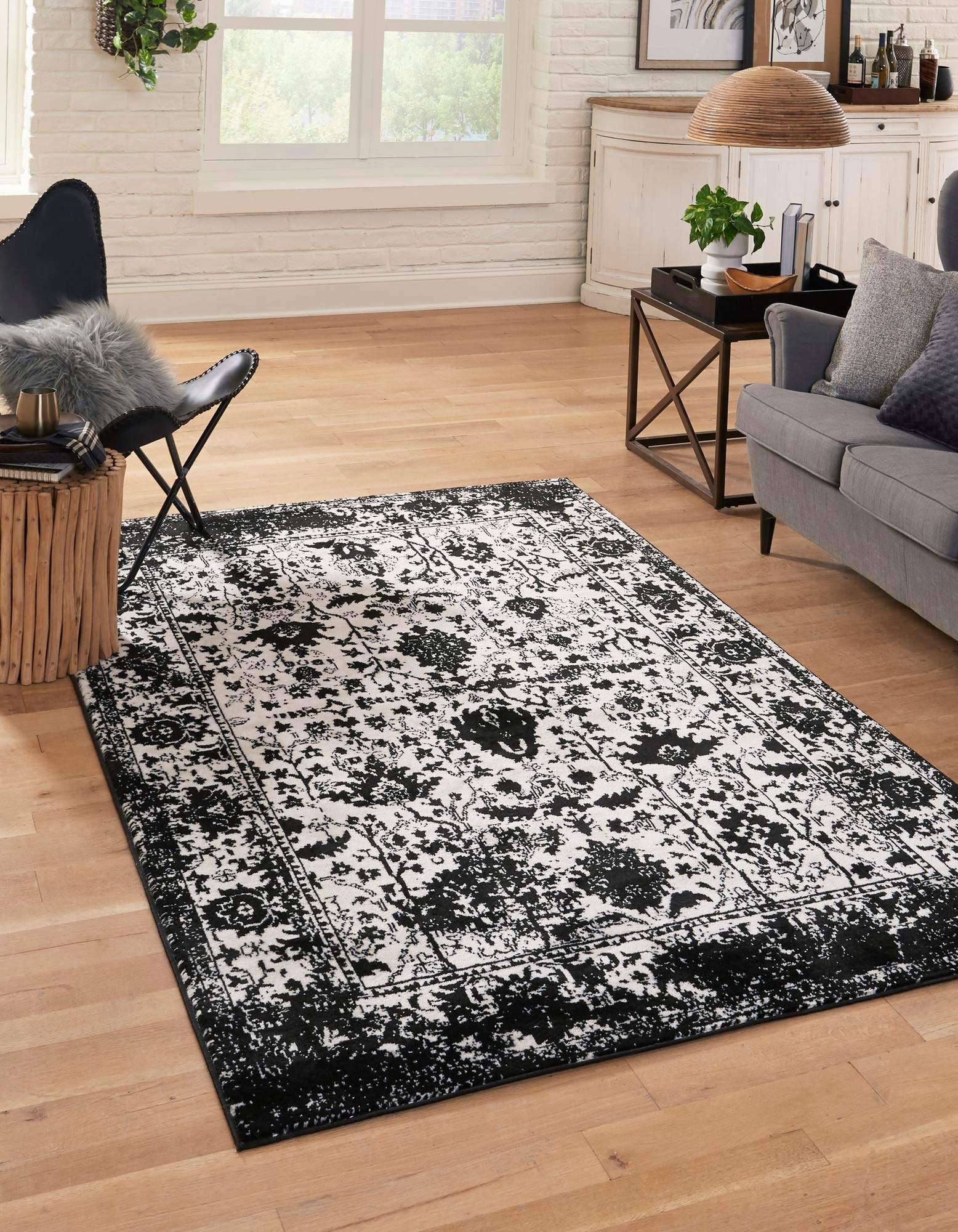 Rugs.com Oregon Collection Rug - 2 2 x 3 Black and White Low-Pile Rug Perfect for Living Rooms, Large Dining Rooms, Open Floor
