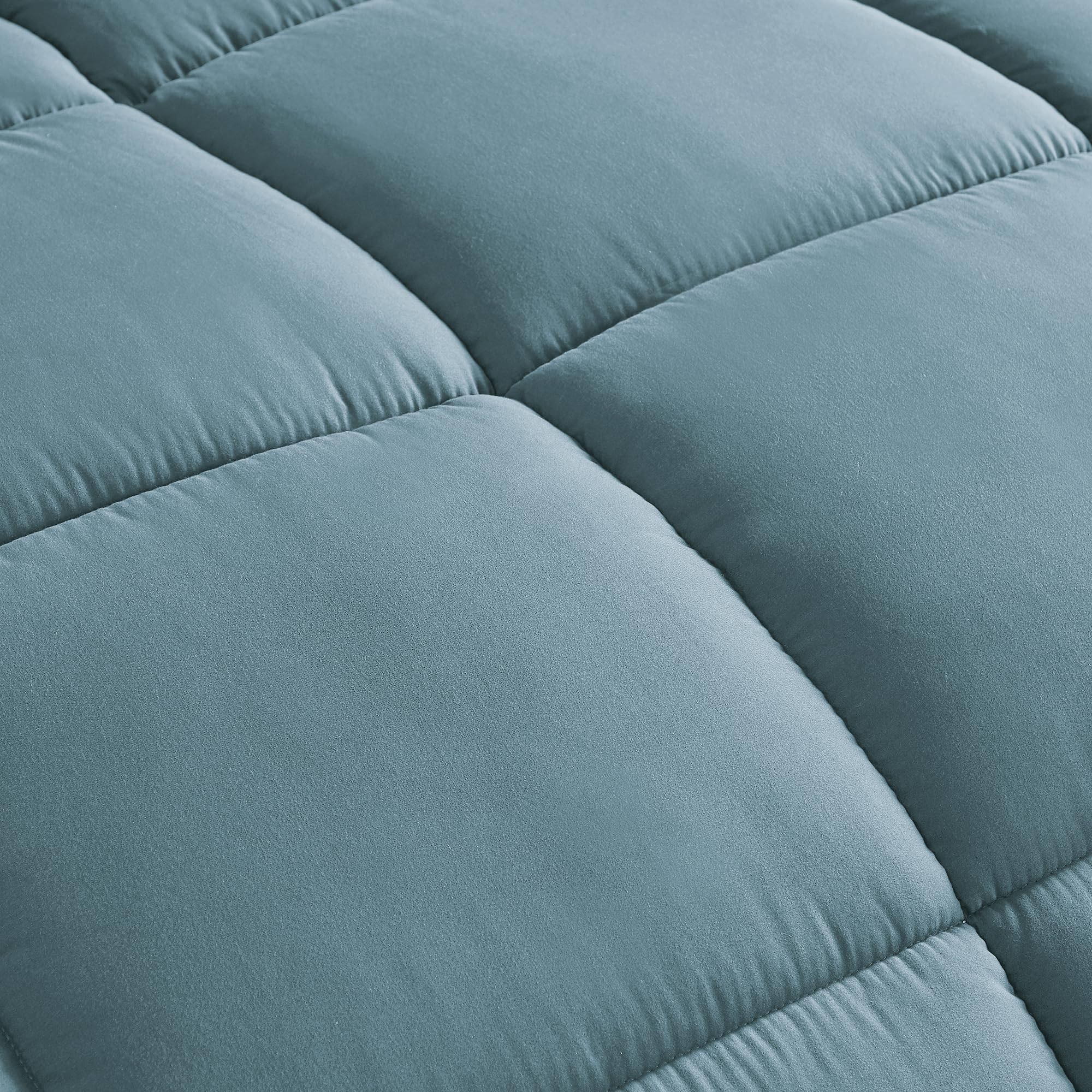 Chezmoi Collection China Blue Down Alternative Comforter King - 3-Piece Lightweight Comforter Set - All Seasons Microfiber Comfo