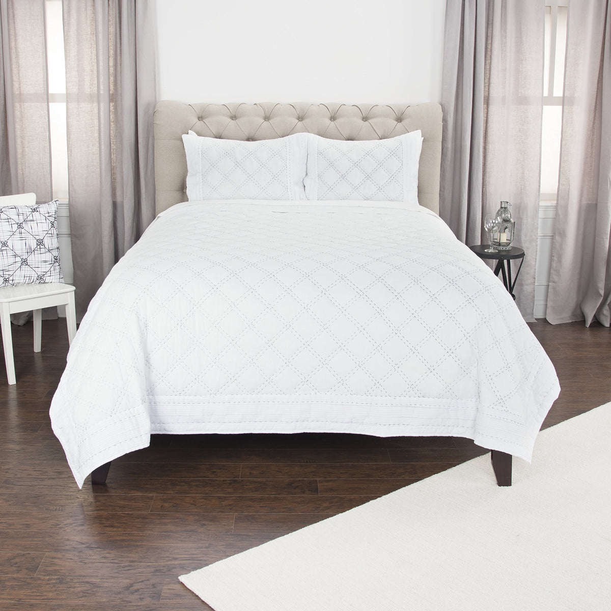 Rizzy Home | BQ4542 | Polyester King Sham | 20"x36" White/Gray/Nuetral Geometric