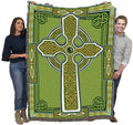 Pure Country Weavers Celtic Knots Cross Blanket - Green - Gift Tapestry Throw Woven From Cotton - Made In The Usa (72X54)