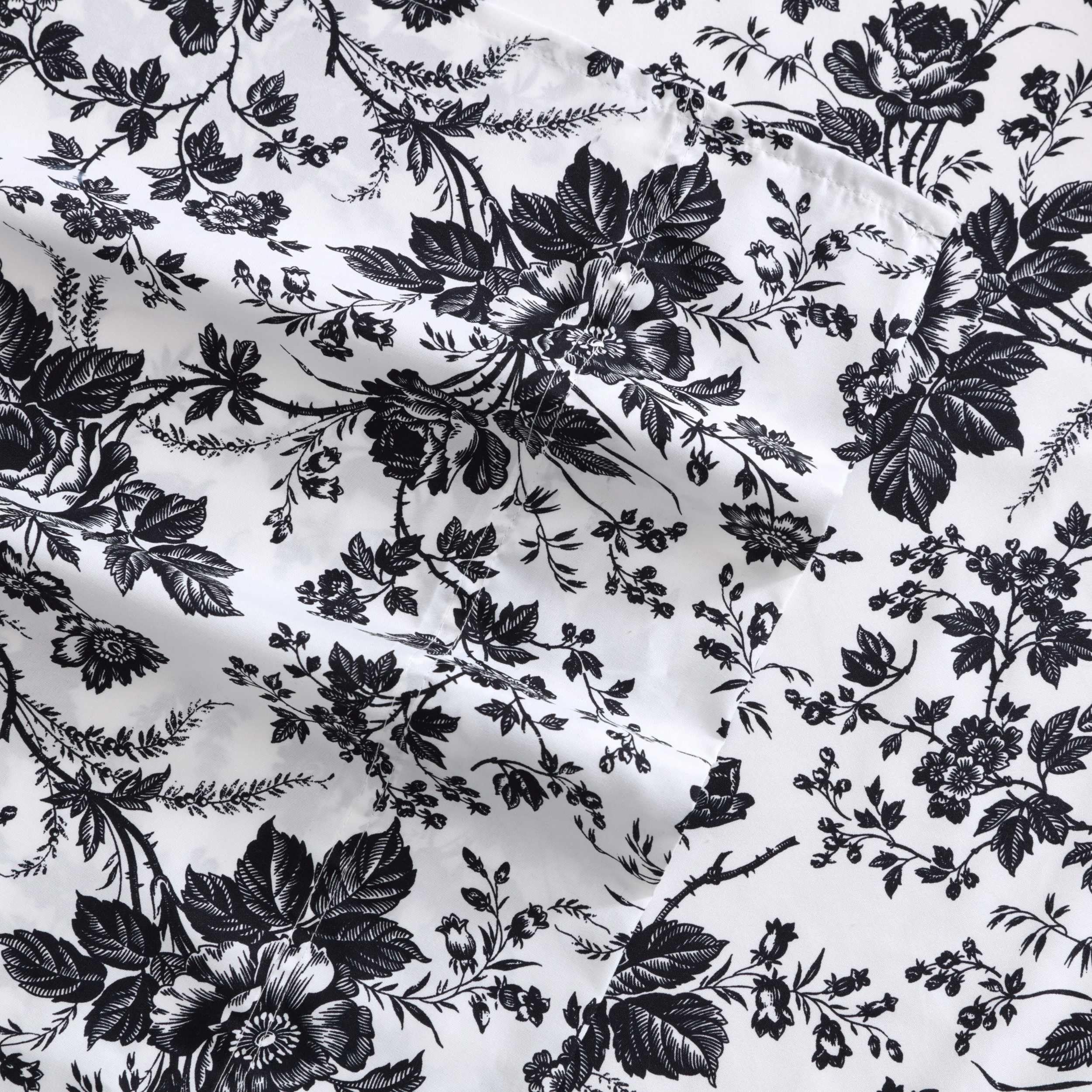 Betsey Johnson - Twin Sheets, Soft & Lightweight Bedding, Fade & Wrinkle Resistant, Ideal Valentine'S Day Gifts (Betseys Toile Black, Twin)