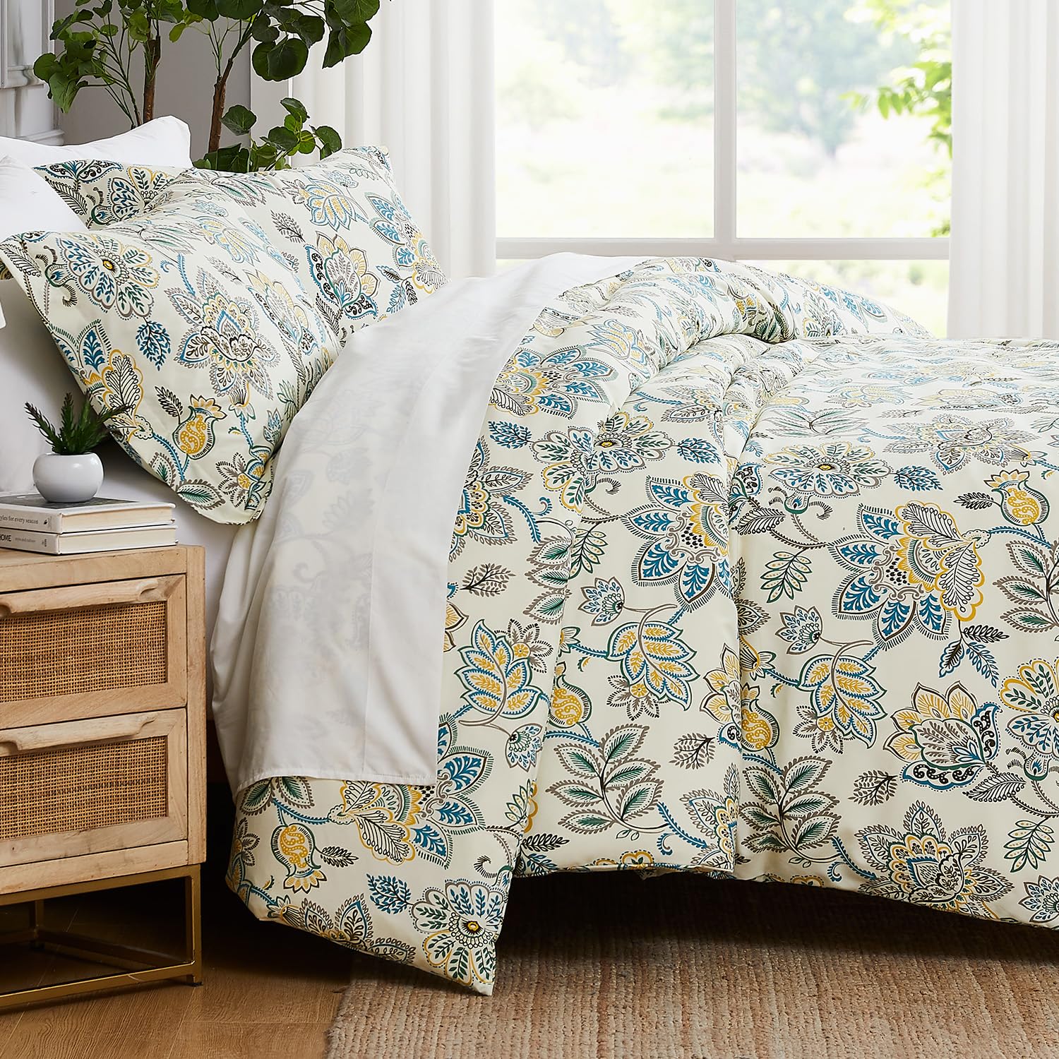 Southshore Fine Living, Inc. Wanderlust Collection, Oversized Twin Mattress Comforter Set, Down Alternative Boho Bedding, Victor