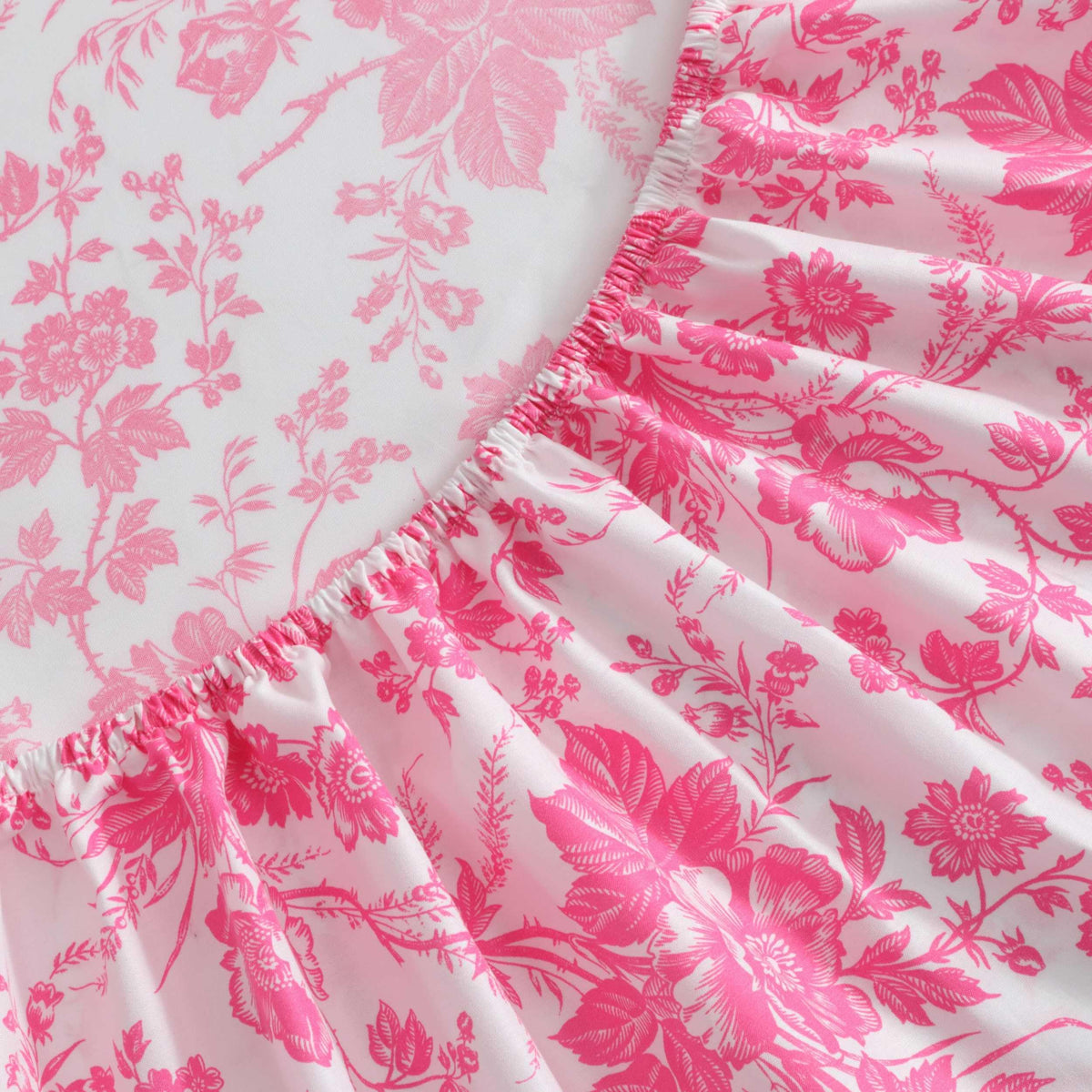 Betsey Johnson - Twin Sheets, Soft & Lightweight Bedding, Fade & Wrinkle Resistant, Ideal Valentine'S Day Gifts (Betseys Toile Pink, Twin)