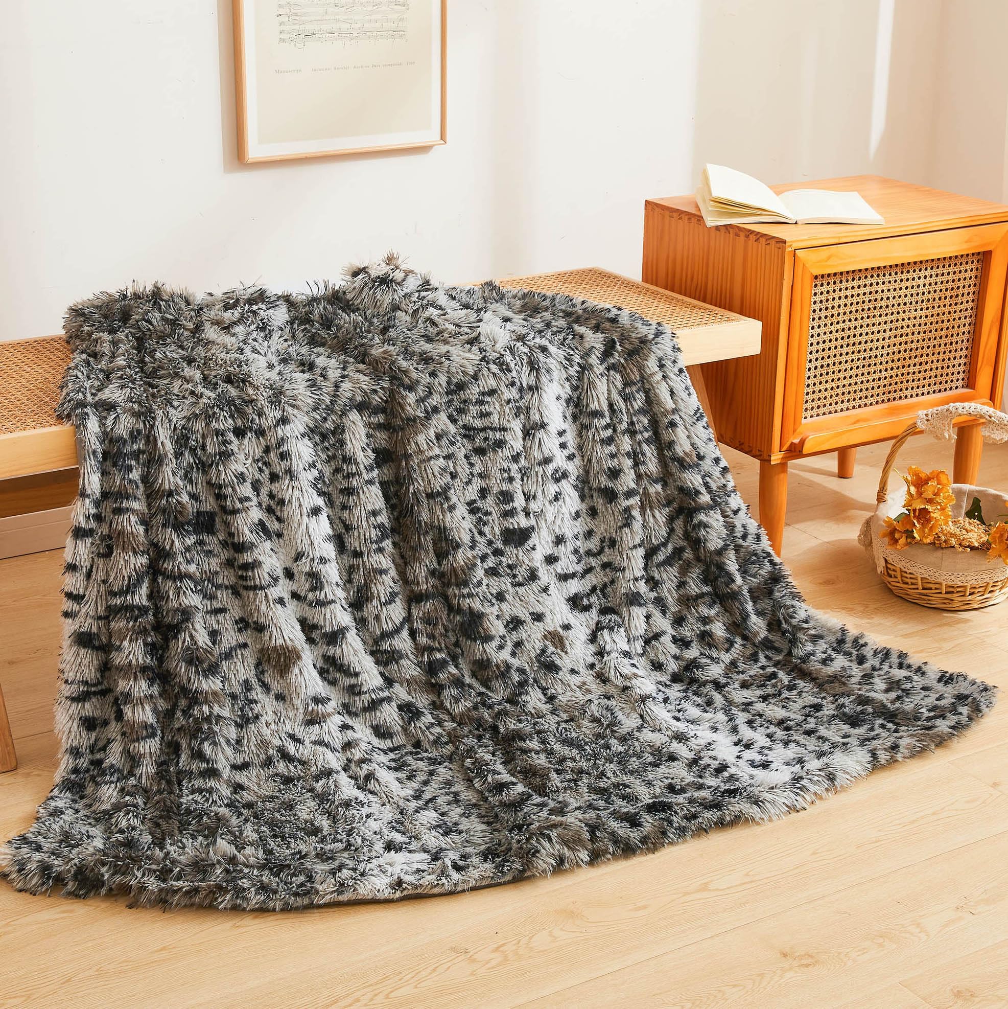 Xege Luxury Faux Fur Cheetah Print Throw Blanket, Soft 50X60 Leopard Print Fluffy Blanket Throw, Shaggy Plush Decorative Couch B