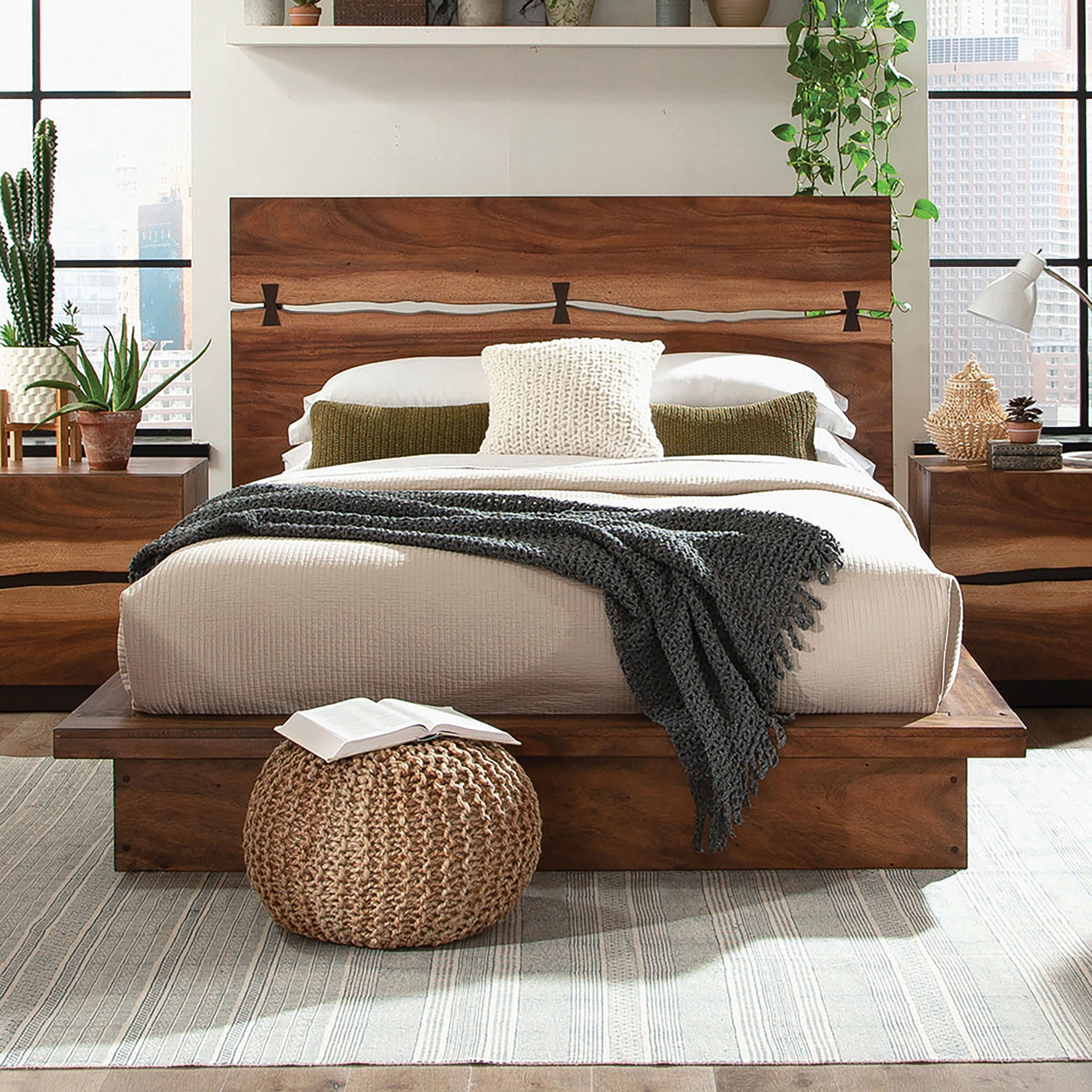 Coaster Home Furnishings Winslow Farmhouse Wood Eastern King Size Panel Bed Frame Platform Bed 52-inch Headboard Smokey Walnut 223250KE