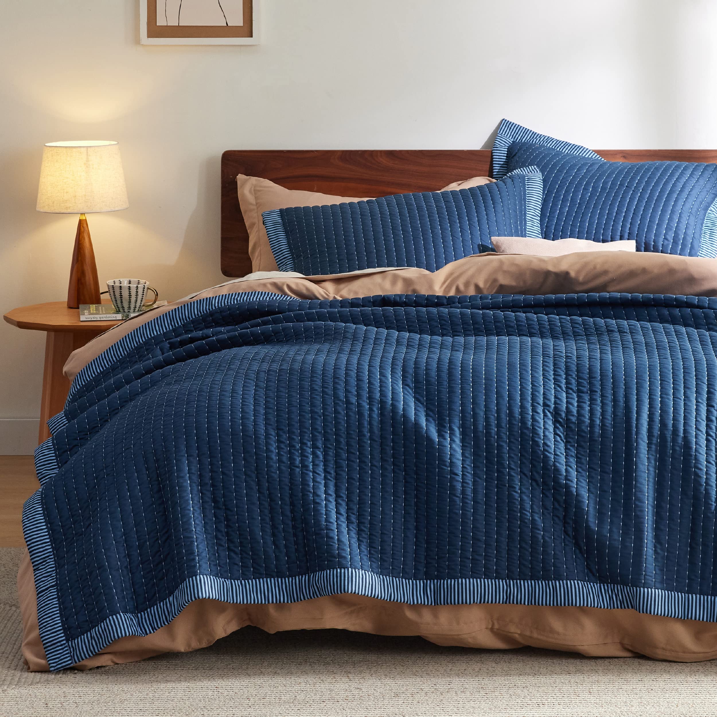 Bedsure Navy Bedspread Coverlet Queen Size - Lightweight Soft Quilt Bedding Set For All Seasons, Corduroy Pattern Quilt Set, 3 P