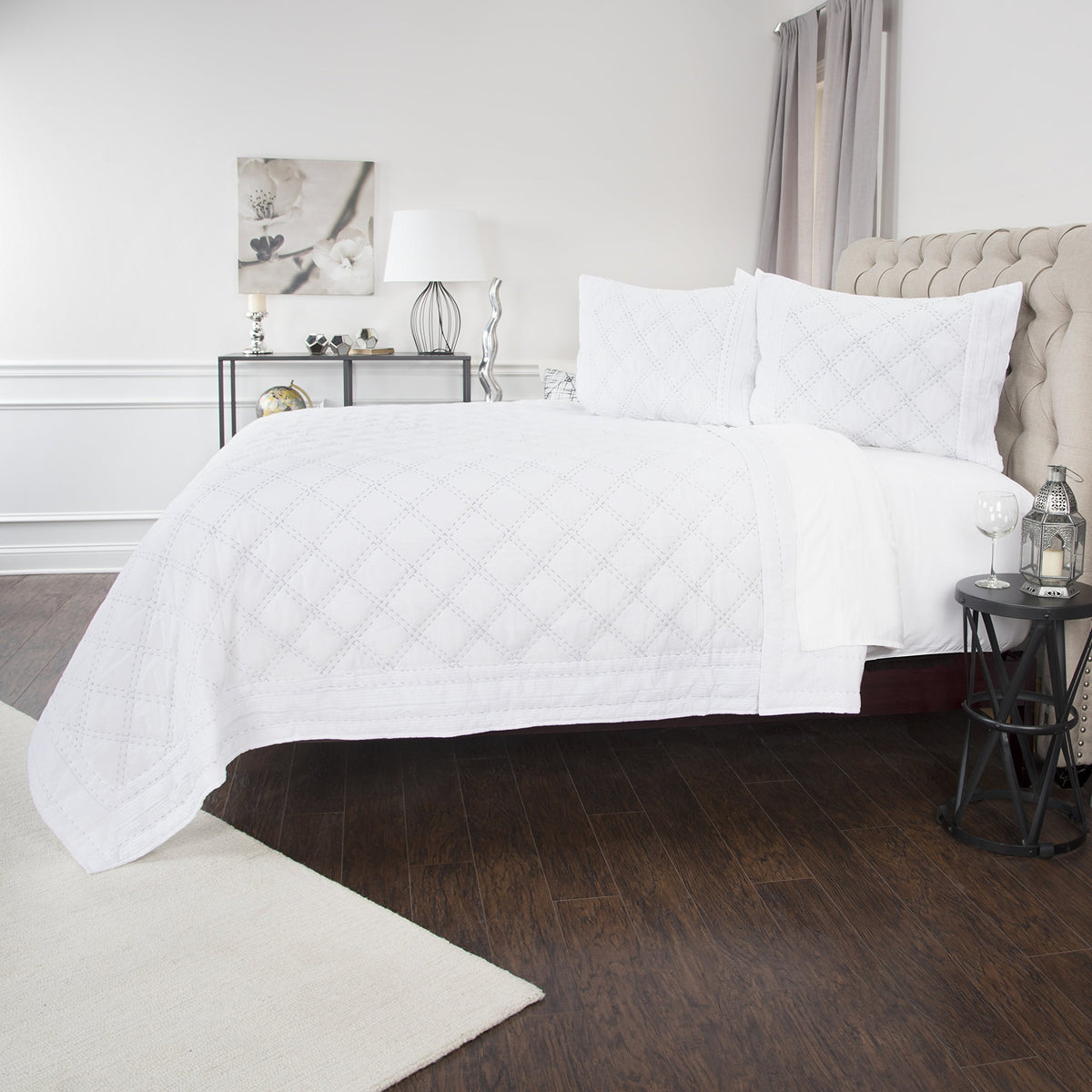 Rizzy Home | BQ4542 | Polyester King Sham | 20"x36" White/Gray/Nuetral Geometric