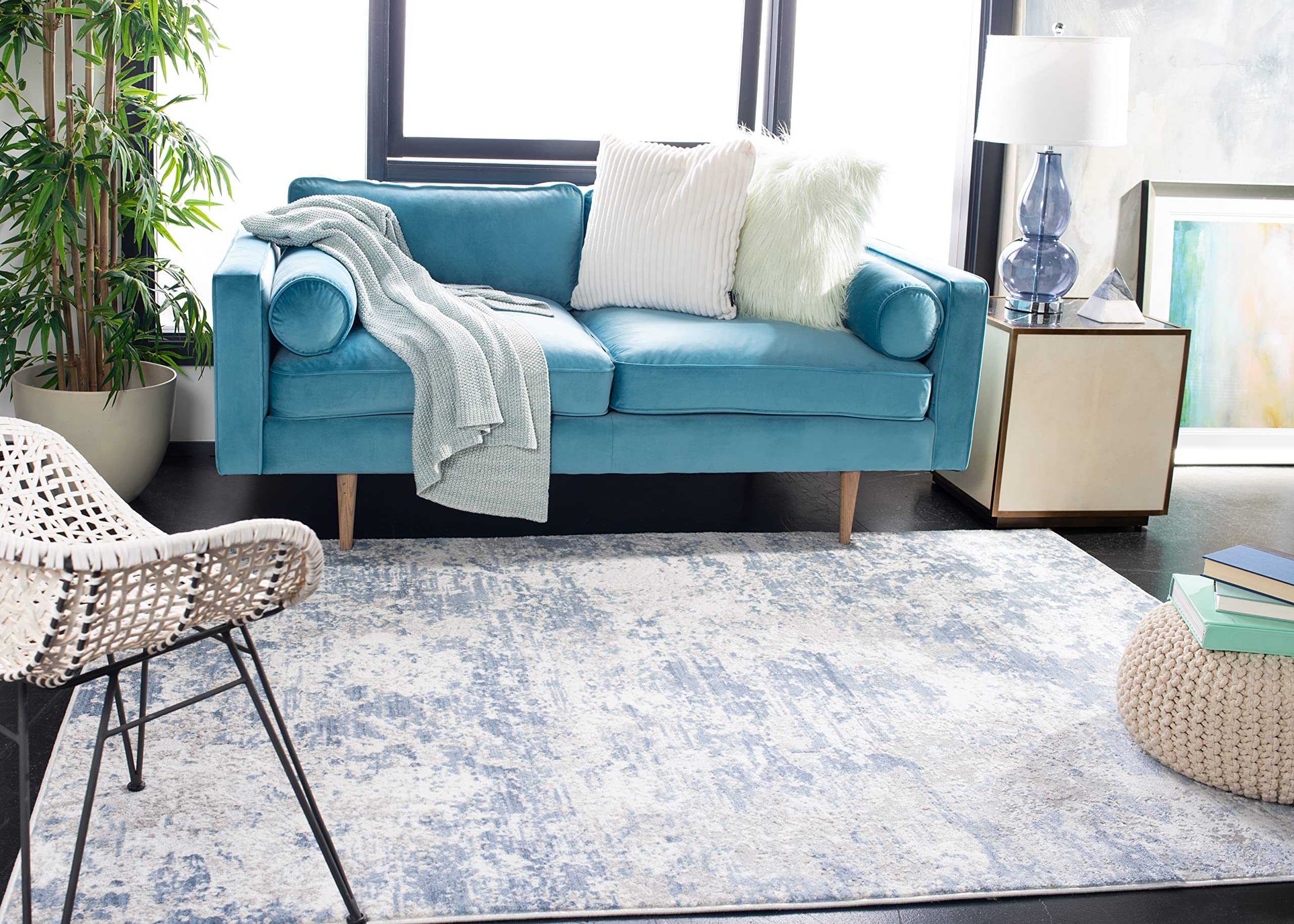 Safavieh Amelia Collection Accent Rug - 3' X 5', Grey & Blue, Modern Abstract Design, Non-Shedding & Easy Care, Ideal For High T