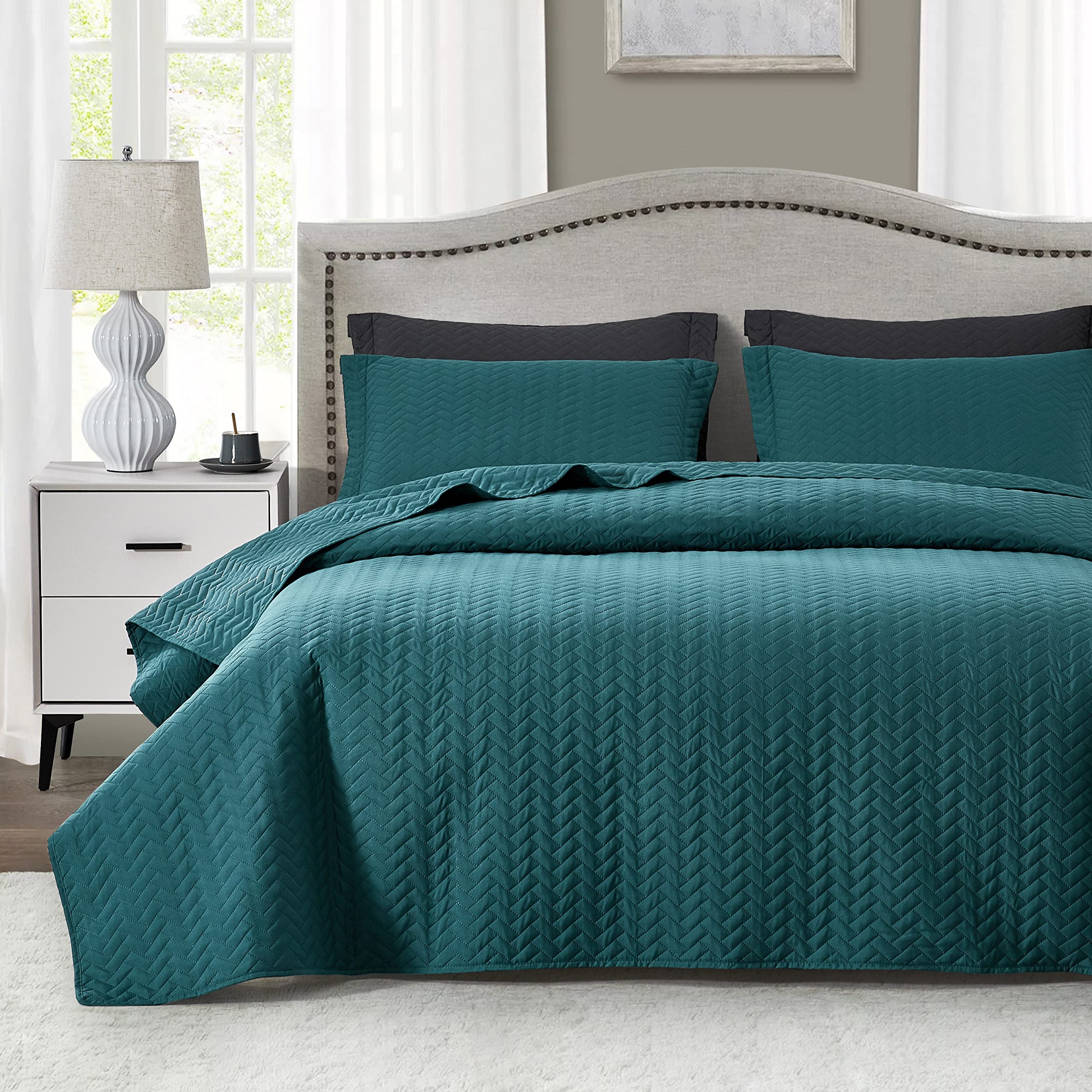 Maple&Stone Quilt Set King Size, Lightweight Teal Bedspread Ultrasonic Chevron Pattern Light Coverlet For All Season Comforter B
