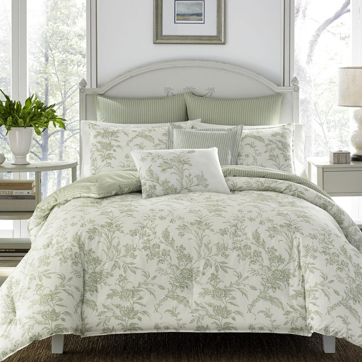 Laura Ashley Home - Twin Size Comforter Set, Reversible Cotton Bedding, Includes Matching Sham With Bonus Euro Sham & Throw Pill