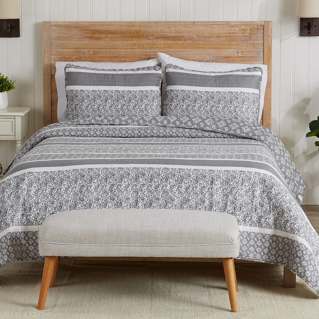 Great Bay Home 3-Piece Reversible Grey Full/Queen Quilt Comforter With 2 Shams | Lightweight, All-Season, Cozy, Modern Bedspread