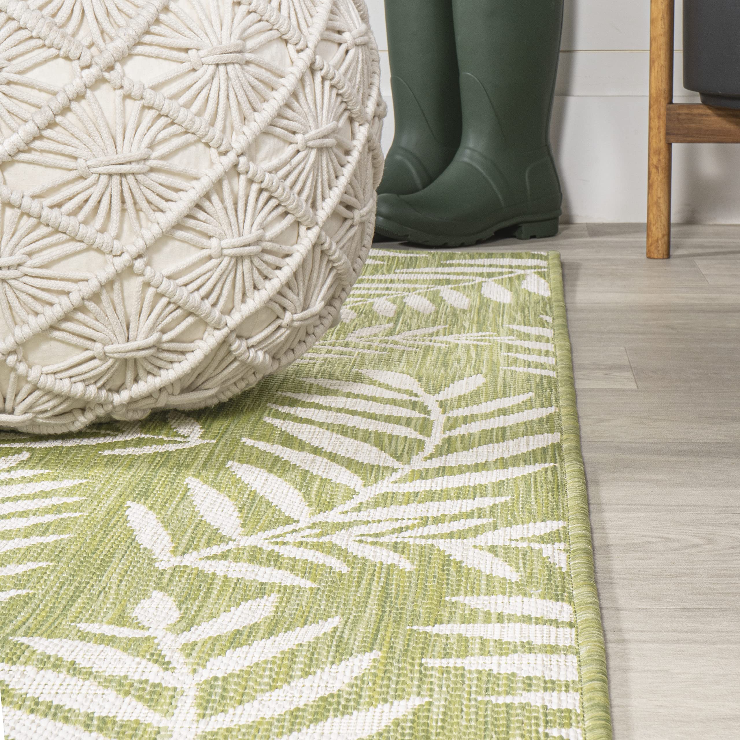 Jonathan Y Smb119D-210 Nevis Palm Frond Indoor Outdoor Area Rug, Coastal Casual Country Easy Cleaning,Bedroom,Kitchen,Backyard,Patio,Non Shedding 2 X 10, Green/Cream