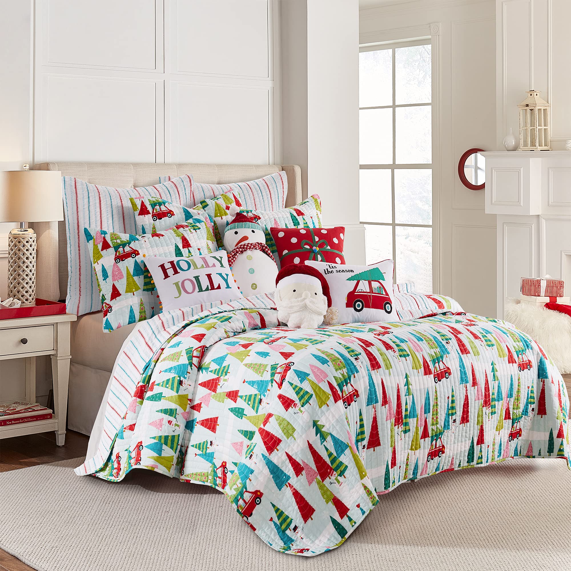 Levtex Home Merry & Bright Collecion - Holly Jolly Quilt - Twin - Christmas Tree - Red Green Teal Pink - Quilt (66X86In.) - Reve
