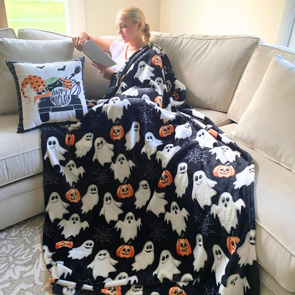 Halloween Throw Blanket: Jack O Lantern Pumpkins White Ghosts And Spiderwebs On Soft Black Velvet Fleece For Sofa, Couch, Chairs