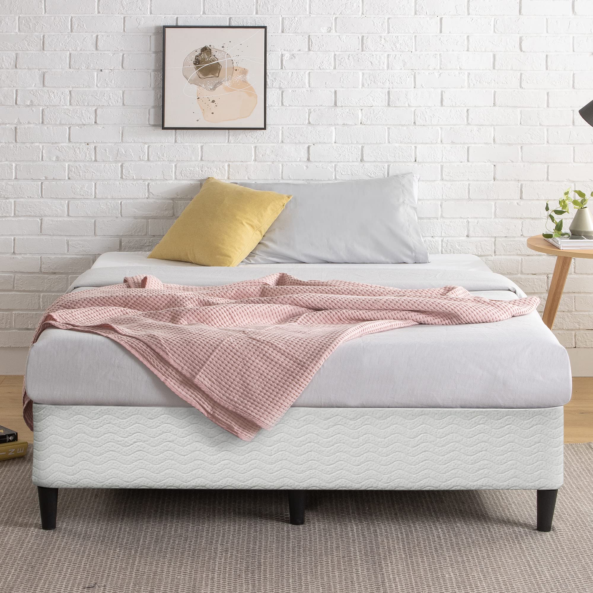 ZINUS Keenan Metal Mattress Foundation, Standing Box Spring, Headboard Brackets Included, Easy Assembly, King
