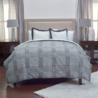 Rizzy Home | BT1282 | Polyester Comforter | 68"x86" Black/White/Nuetral Houndstooth