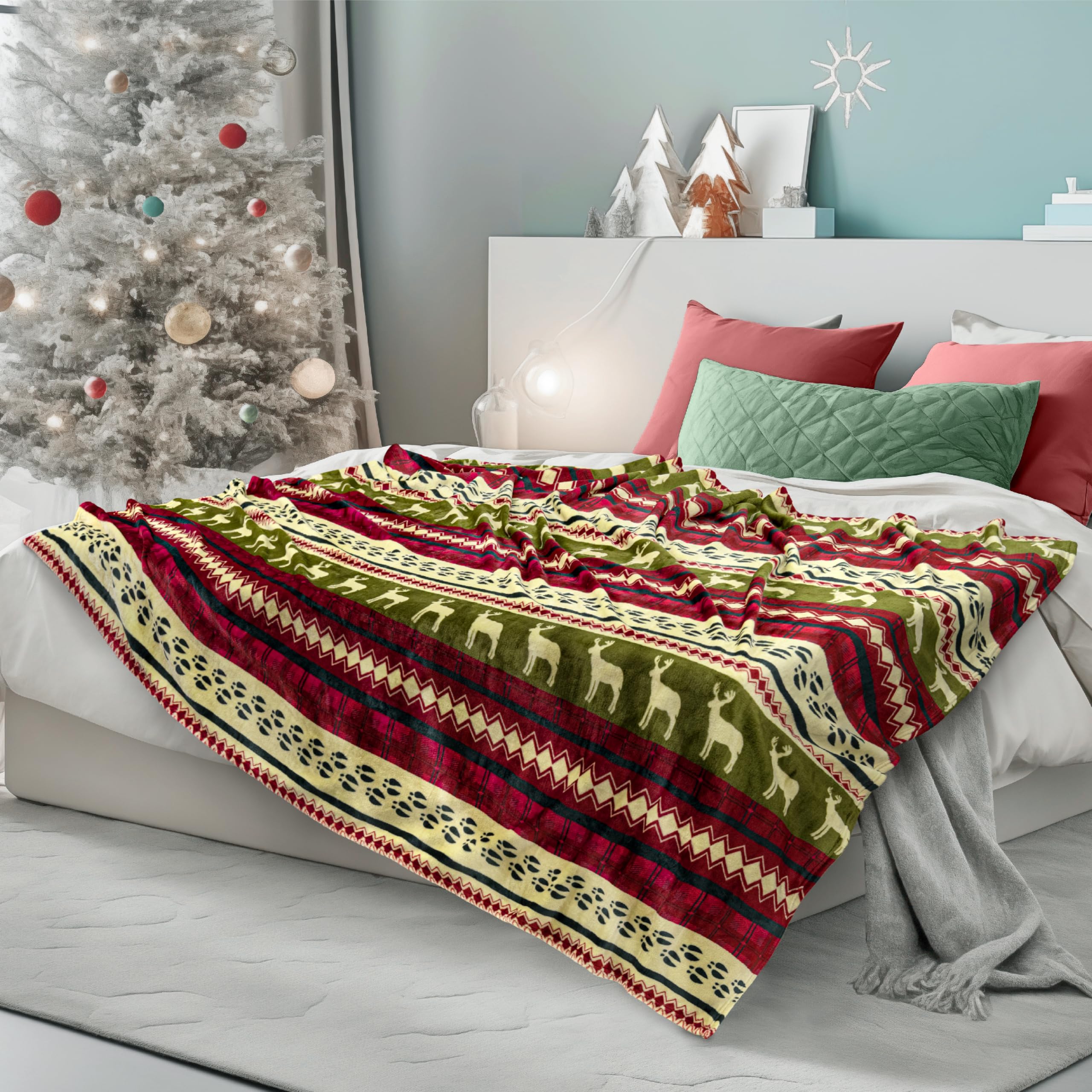 Pavilia Christmas Throw Blanket | Red Christmas Holiday Fleece Blanket | Soft, Plush, Warm Winter Cabin Throw, 50X60 (Red Christ