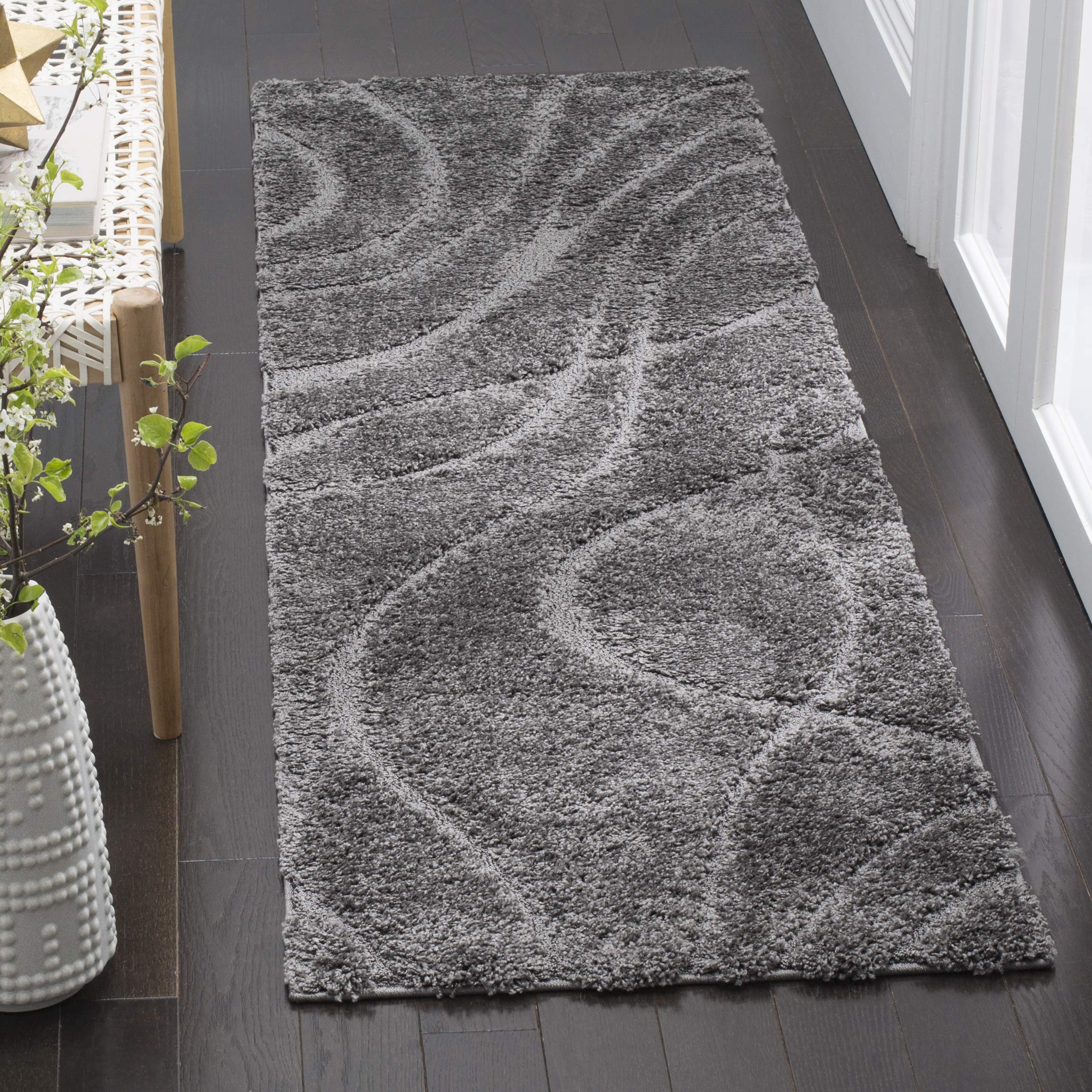 Safavieh Florida Shag Collection Runner Rug - 23 x 17, Grey & Grey, Non-Shedding & Easy Care, 1.2-inch Thick Ideal for High Tr