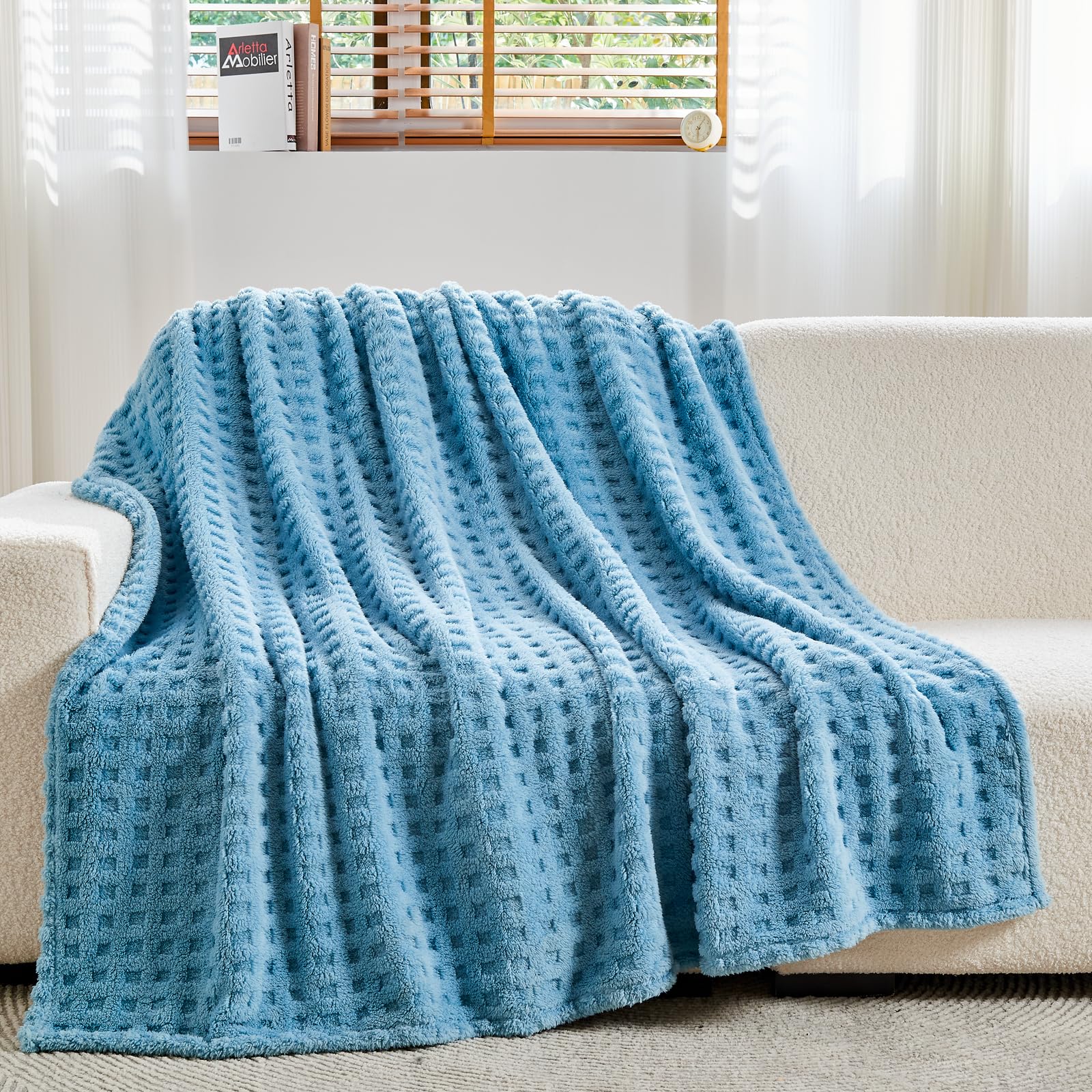 Newcosplay Super Soft Twin Blanket Blue Premium Silky Flannel Fleece 3D Waffle Checkered Lightweight Bed Blanket All Season Use