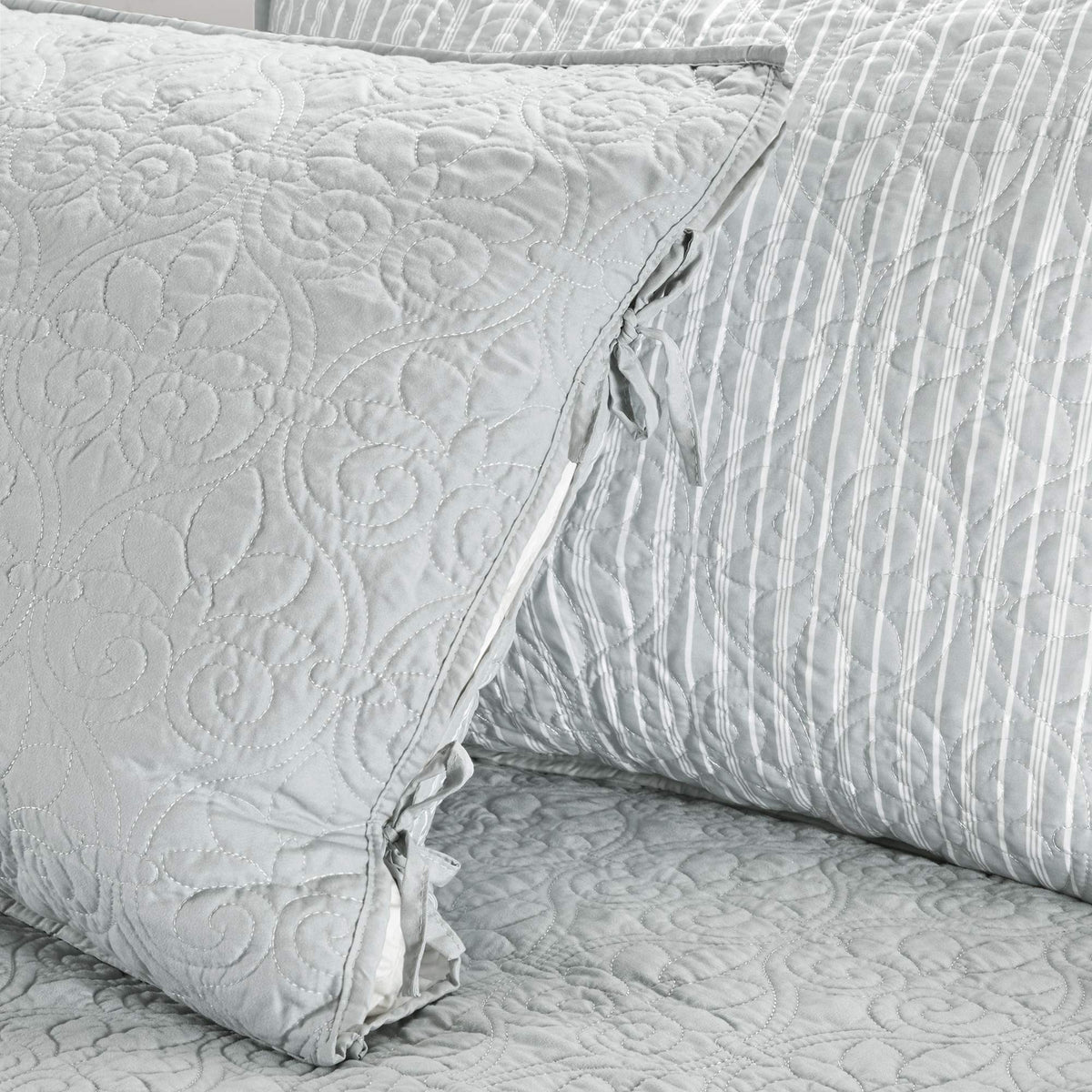 Madison Park Cotton Daybed Cover Set-Double Sided Quilting Classic Cottage Design All Season Bedding With Bedskirt, Matching Shams, Decorative Pillow, 75'X39', Quebec Grey 6 Piece